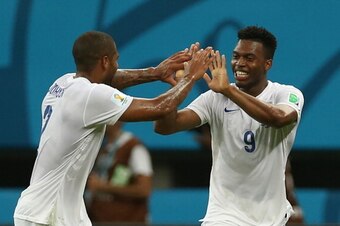 MANAUS, BRAZIL - JUNE 14:  Daniel Sturridge of England celebrates scoring with Glen Johnson of England during the opening Group D match of the 2014 World Cup between England and Italy at Arena Amazonia on June 14, 2014 in Manaus, Brazil. (Photo by Ian Mac