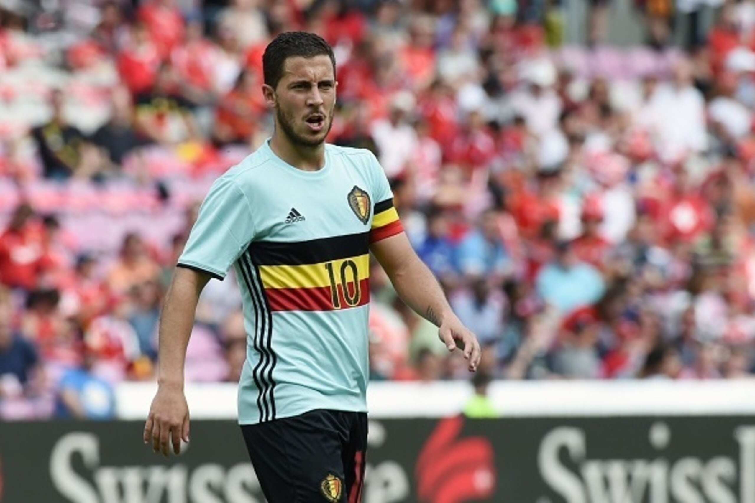 Belgium's midfielder Eden Hazard is seen during the friendly game Switzerland against Belgium on May 28, 2016, at the Stade de Geneve in Geneva.  / AFP / PHILIPPE DESMAZES        (Photo credit should read PHILIPPE DESMAZES/AFP/Getty Images)
