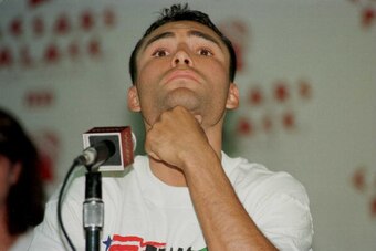 5 Jun 1996: Oscar De La Hoya during his final press conference before his upcoming WBC Super Lightweight title challenge against Julio Cesar Chavez at Caesar''s Palace in Las Vegas, Nevada.
