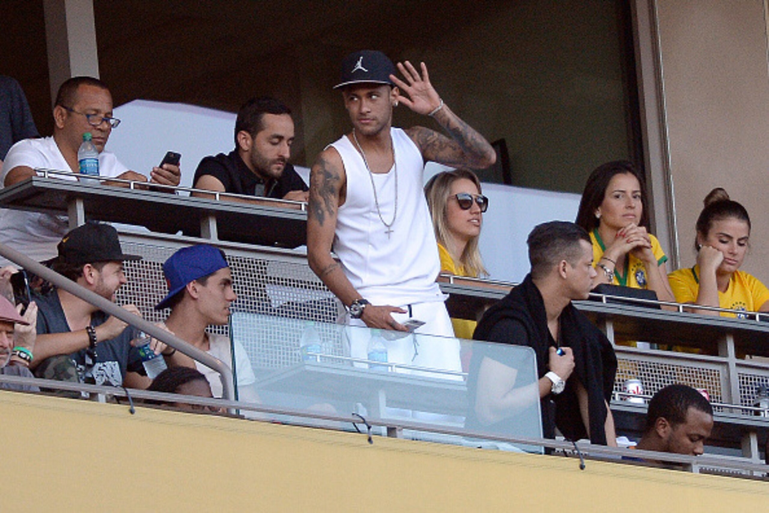 PASADENA CA - JUNE 4: Neymar Jr. #10 of Brazil attends the 2016 Copa America Centenario Group B match between Brazil and Ecuador at the Rose Bowl on June 4, 2016 in Pasadena, California. (Photo by Kevork Djansezian/Getty Images)