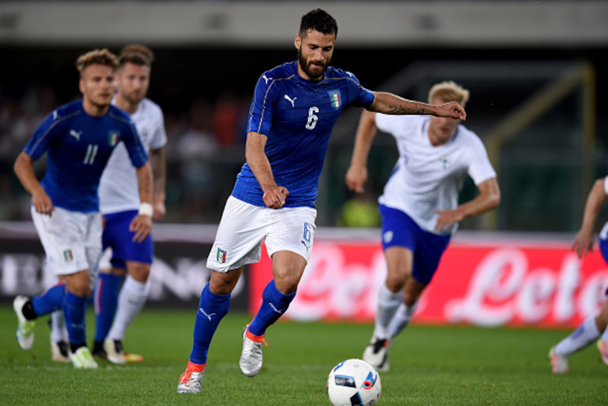 VERONA, ITALY - JUNE 06:  Antonio Candreva of Italy scores the opening goal during the international friendly match between Italy and Finland on June 6, 2016 in Verona, Italy.  (Photo by Claudio Villa/Getty Images)