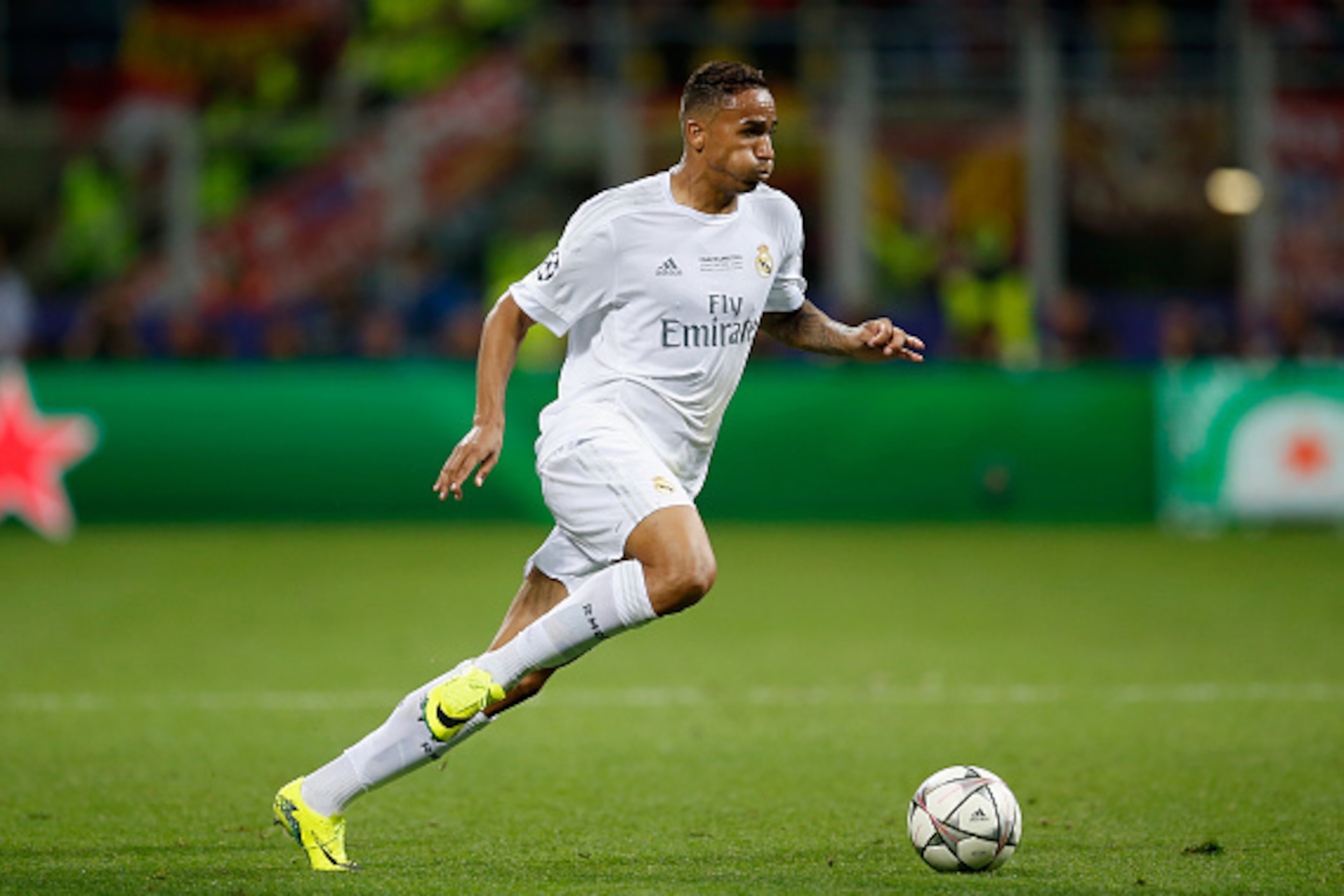 MILAN, ITALY - MAY 28: Danilo of Real Madrid runs with the ball during the Champions League final match between Real Madrid and Club Atletico de Madrid at Stadio Giuseppe Meazza on May 28, 2016 in Milan, Italy. (Photo by Boris Streubel/Getty Images) MILAN, ITALY - MAY 28: Danilo of Real Madrid runs with the ball during the Champions League final match between Real Madrid and Club Atletico de Madrid at Stadio Giuseppe Meazza on May 28, 2016 in Milan, Italy. (Photo by Boris Streubel/Getty Images)