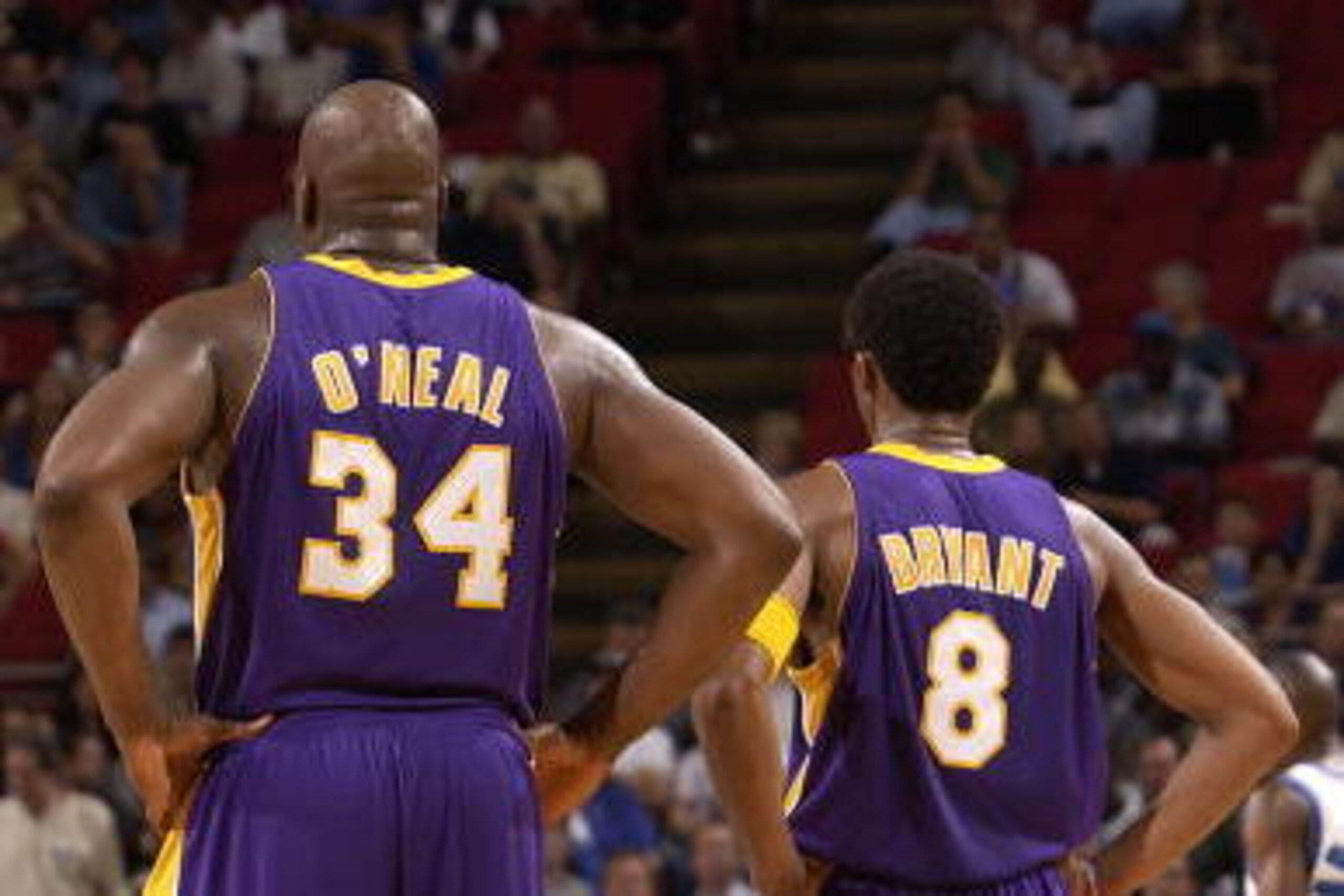 30 Jan 2002:   Shaquille O''Neal #34 and Kobe Bryant #8 of  the Los Angeles Lakers during a pause in the action against the Orlando Magic at the TD Waterhouse Centre in Orlando, Florida.  DIGITAL IMAGE NOTE TO USER: User expressly acknowledges and agrees 