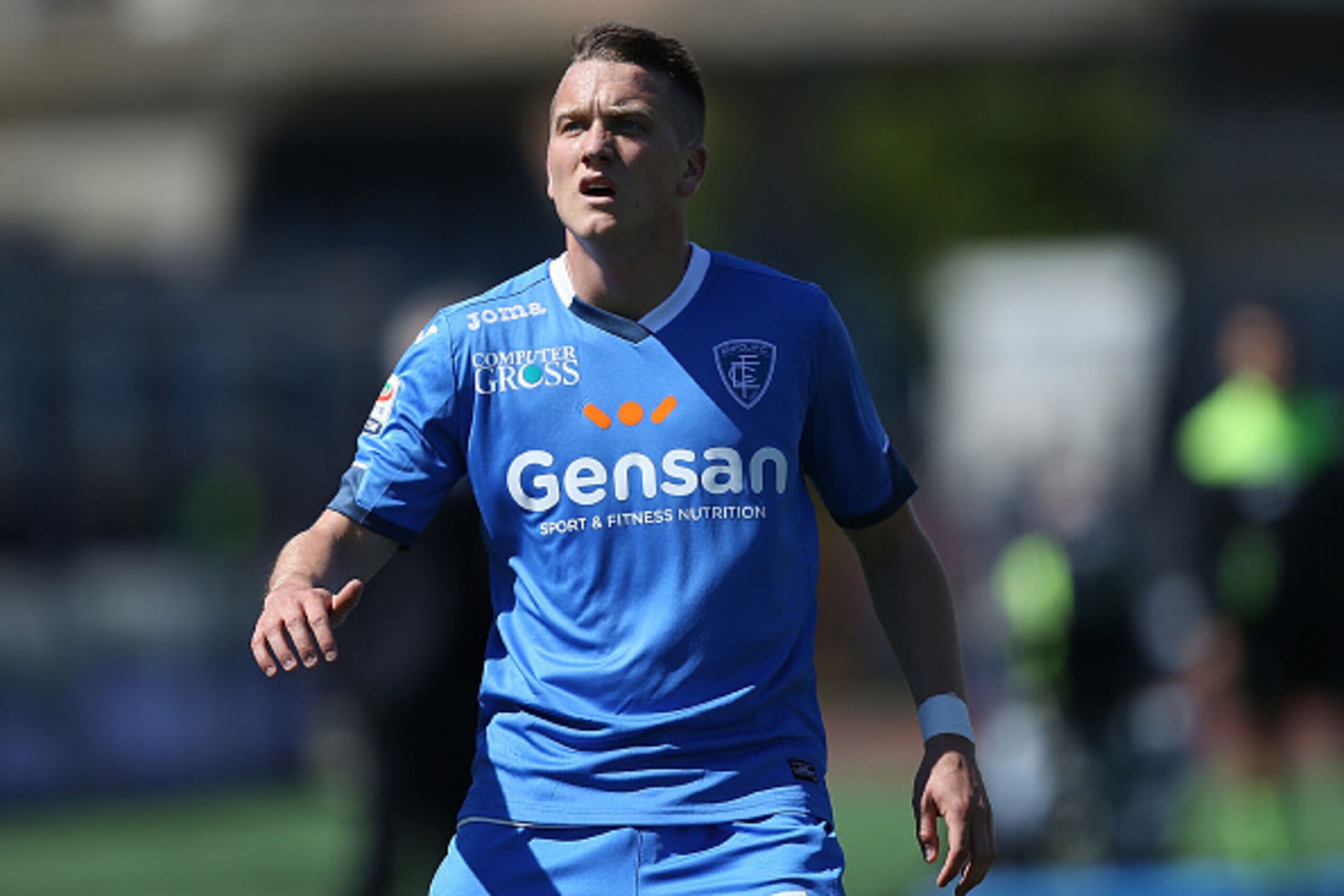 EMPOLI, ITALY - MAY 01: Piotr Zielinski of Empoli FC looks on during the Serie A match between Empoli FC and Bologna FC at Stadio Carlo Castellani on May 1, 2016 in Empoli, Italy. (Photo by Gabriele Maltinti/Getty Images) EMPOLI, ITALY - MAY 01: Piotr Zielinski of Empoli FC looks on during the Serie A match between Empoli FC and Bologna FC at Stadio Carlo Castellani on May 1, 2016 in Empoli, Italy. (Photo by Gabriele Maltinti/Getty Images)