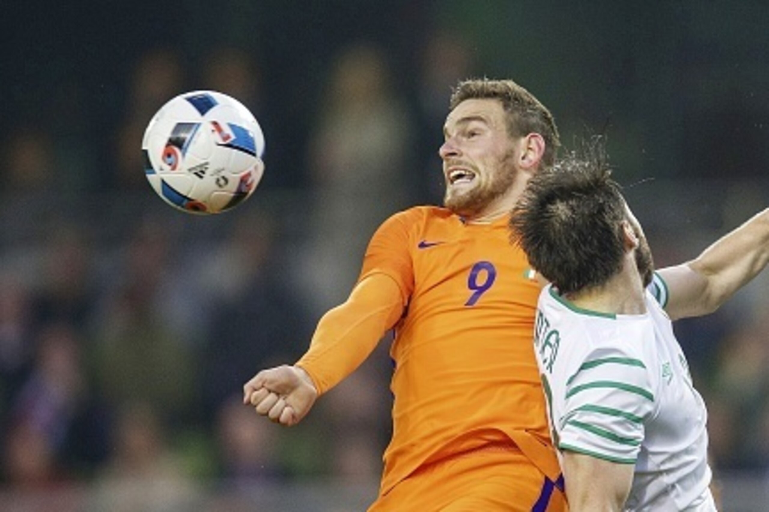 (L-R) Vincent Janssen of Holland, Harry Arter of Ireland during the International friendly match betwen Republic of Ireland and Netherlands on May 27, 2016 at the Aviva stadium in Dublin, Ireland.(Photo by VI Images via Getty Images)