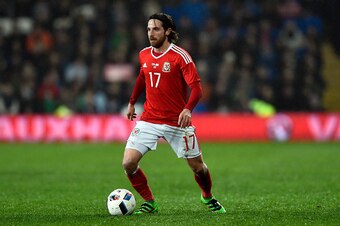 CARDIFF, WALES - MARCH 24:  Wales player Joe Allen in action during the International friendly match between Wales and Northern Ireland at Cardiff City Stadium on March 24, 2016 in Cardiff, Wales.  (Photo by Stu Forster/Getty Images)