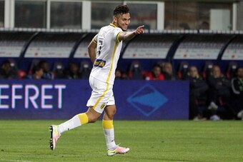 Lille's French midfielder Sofiane Boufal celebrates after scoring a goal during the French L1 football match Gazelec Ajaccio (GFCA) against Lille (LOSC) on April 16, 2016, at the Ange Casanova stadium in Ajaccio, on the French Mediterranean island of Cors