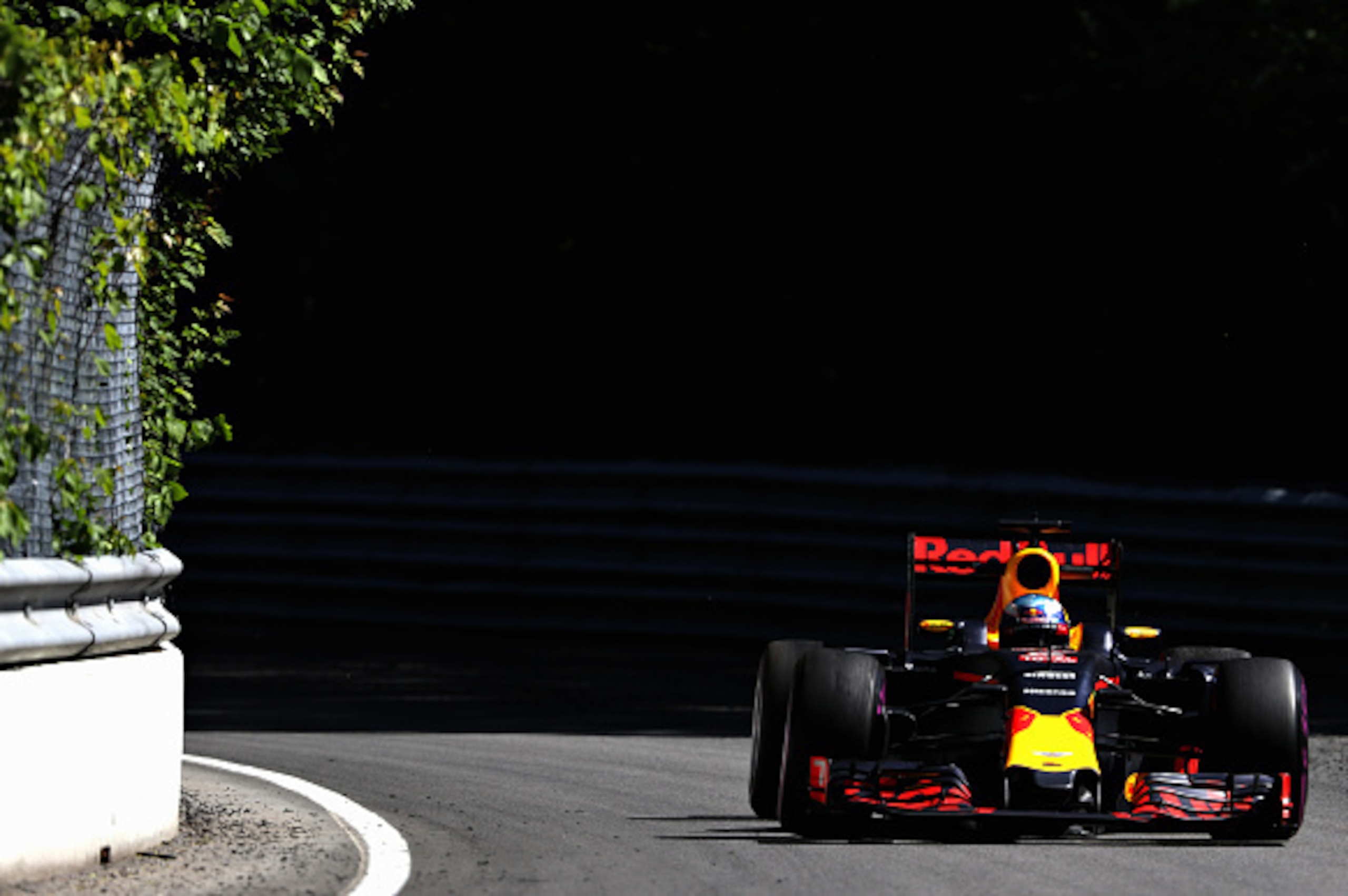 MONTREAL, QC - JUNE 10: Daniel Ricciardo of Australia driving the (3) Red Bull Racing Red Bull-TAG Heuer RB12 TAG Heuer on track during practice for the Canadian Formula One Grand Prix at Circuit Gilles Villeneuve on June 9, 2016 in Montreal, Canada.  (Ph