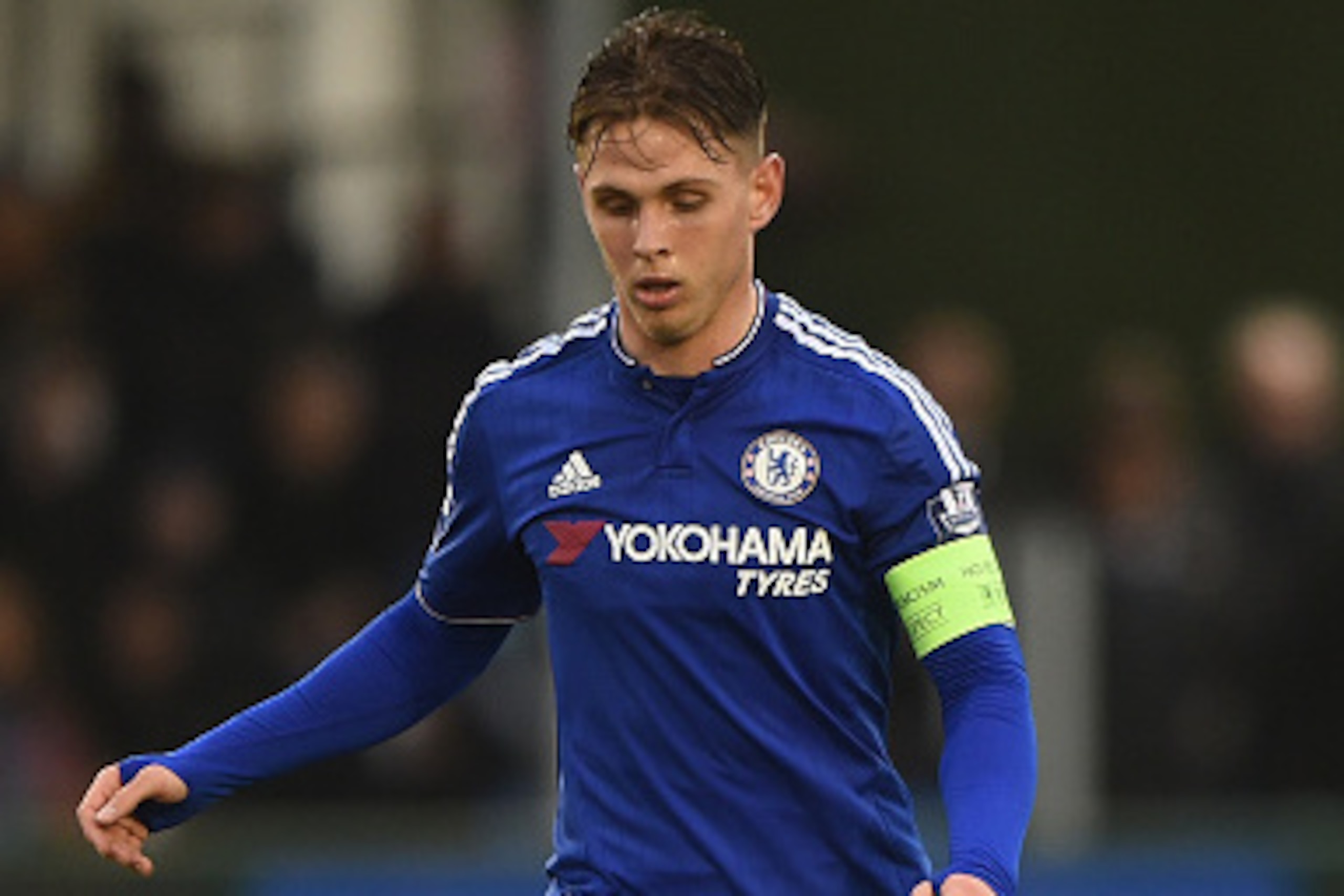 COBHAM, ENGLAND - MARCH 15:  Charlie Colkett of Chelsea in action during the UEFA Youth League quarter final match between Chelsea and Ajax at Chelsea Training Ground on March 15, 2016 in Cobham, England. (Photo by Tom Dulat/Getty Images).  (Photo by Tom 