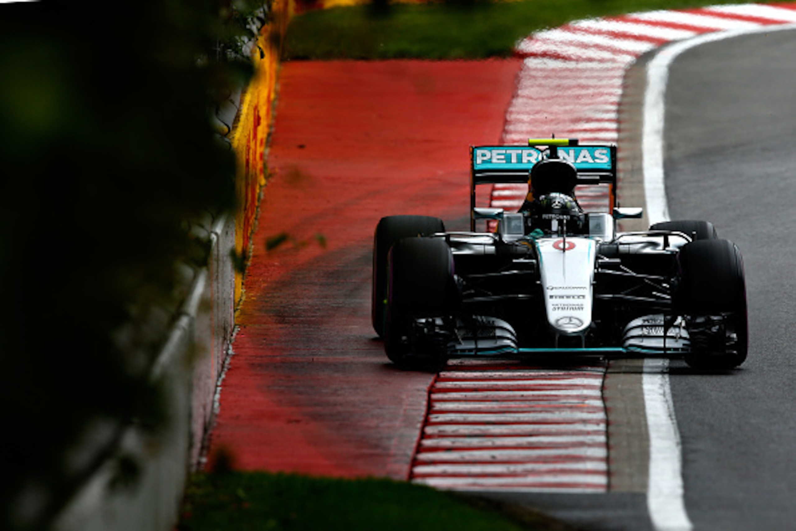 MONTREAL, QC - JUNE 11: Nico Rosberg of Germany driving the (6) Mercedes AMG Petronas F1 Team Mercedes F1 WO7 Mercedes PU106C Hybrid turbo on track during qualifying for the Canadian Formula One Grand Prix at Circuit Gilles Villeneuve on June 11, 2016 in 