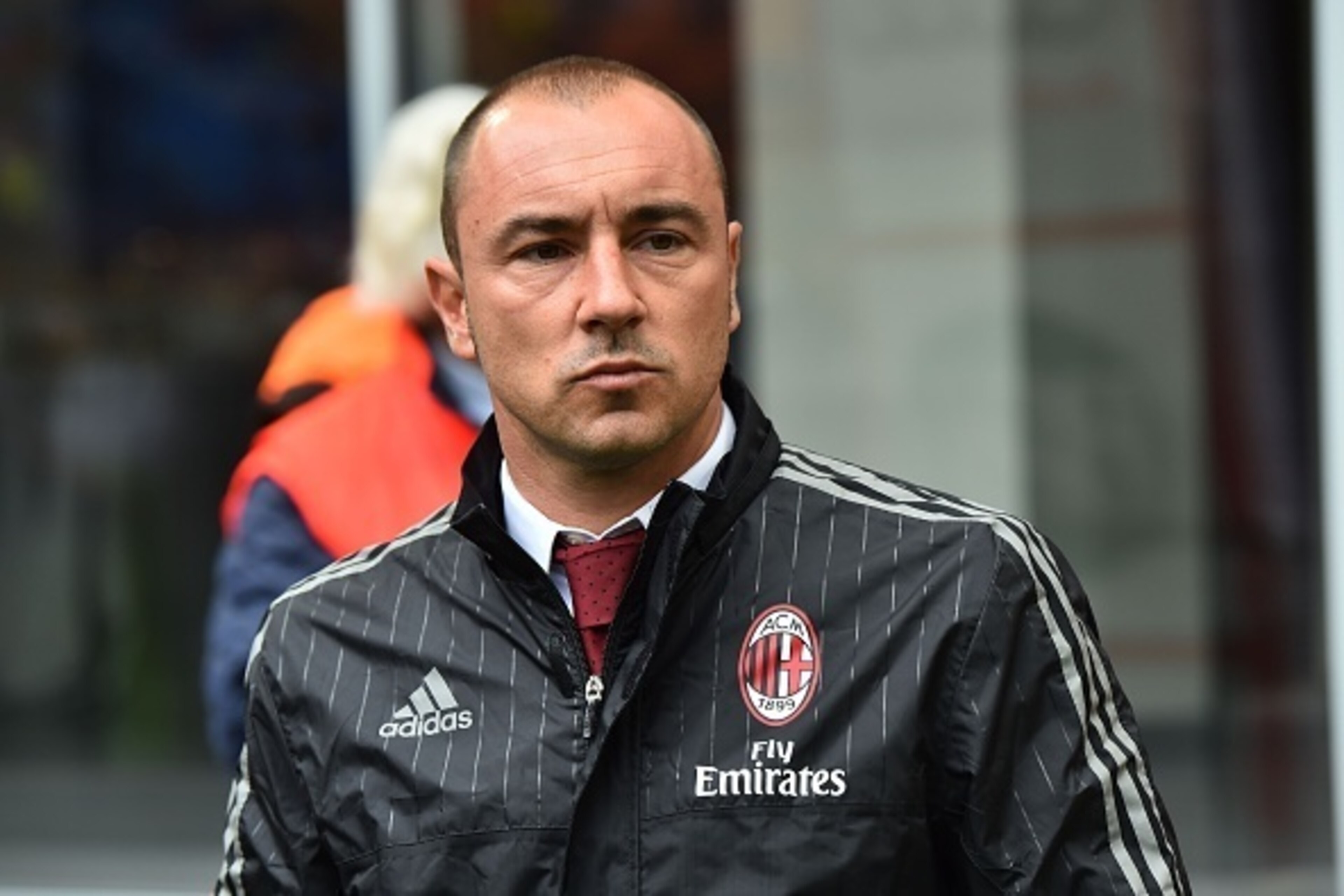 AC Milan's coach from Italy Cristian Brocchi looks on before the Italian Serie A football match AC Milan vs Frosinone at 'San Siro' Stadium in Milan on May 1, 2016.   / AFP / GIUSEPPE CACACE        (Photo credit should read GIUSEPPE CACACE/AFP/Getty Image
