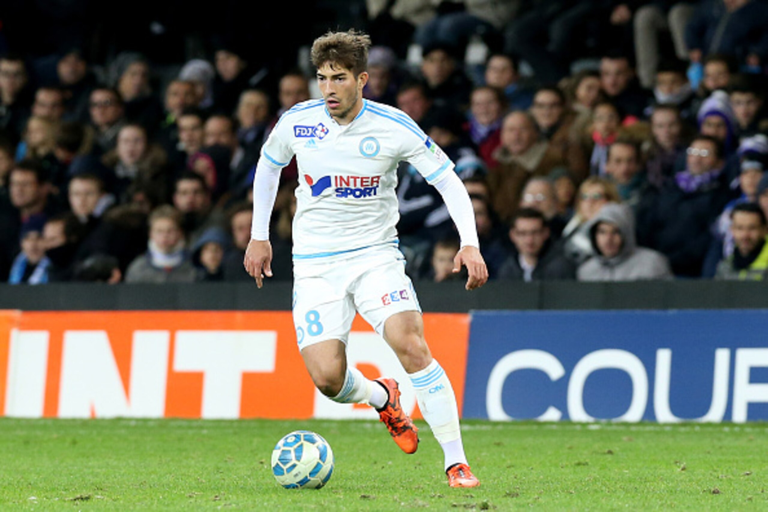 TOULOUSE, FRANCE - JANUARY 13: Lucas Silva for Marseille in action during the French League Cup quarter final between Toulouse and Marseille at Stadium Municipal on January 13, 2016 in Toulouse, France. (Photo by Romain Perrocheau/Getty Images) TOULOUSE, FRANCE - JANUARY 13: Lucas Silva for Marseille in action during the French League Cup quarter final between Toulouse and Marseille at Stadium Municipal on January 13, 2016 in Toulouse, France. (Photo by Romain Perrocheau/Getty Images)