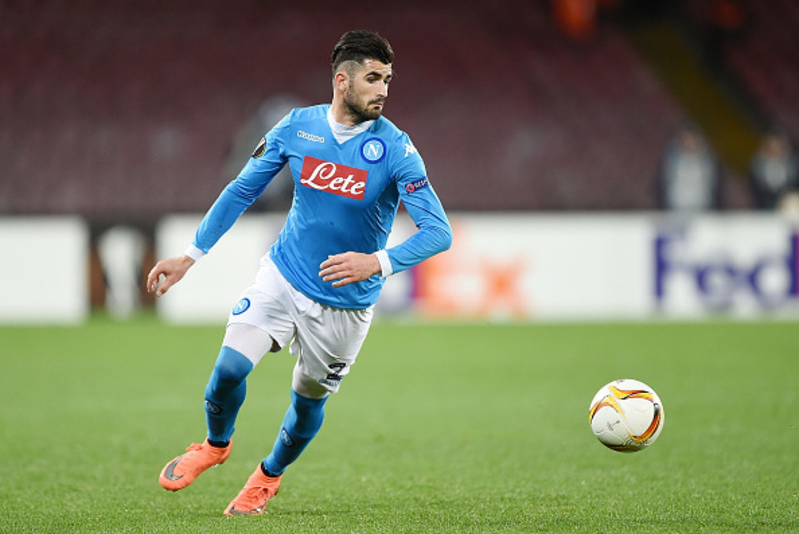NAPLES, ITALY - FEBRUARY 25:  Elseid Hysaj of Napoli in action during the UEFA Europa League Round of 32 second leg match between SSC Napoli and Villarreal FC on February 25, 2016 in Naples, Italy.  (Photo by Francesco Pecoraro/Getty Images)