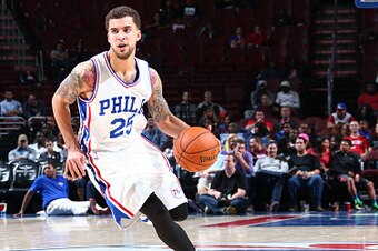 PHILADELPHIA, PA - OCTOBER 16: Scottie Wilbekin #25 of the Philadelphia 76ers drives to the basket against the Washington Wizards during the preseason game on October 16, 2015 at Wells Fargo Center in Philadelphia, Pennsylvania. NOTE TO USER: User express