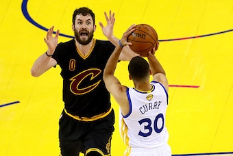 OAKLAND, CA - JUNE 13:  Stephen Curry #30 of the Golden State Warriors shoots the ball against Kevin Love #0 of the Cleveland Cavaliers during the second half in Game 5 of the 2016 NBA Finals at ORACLE Arena on June 13, 2016 in Oakland, California. NOTE T