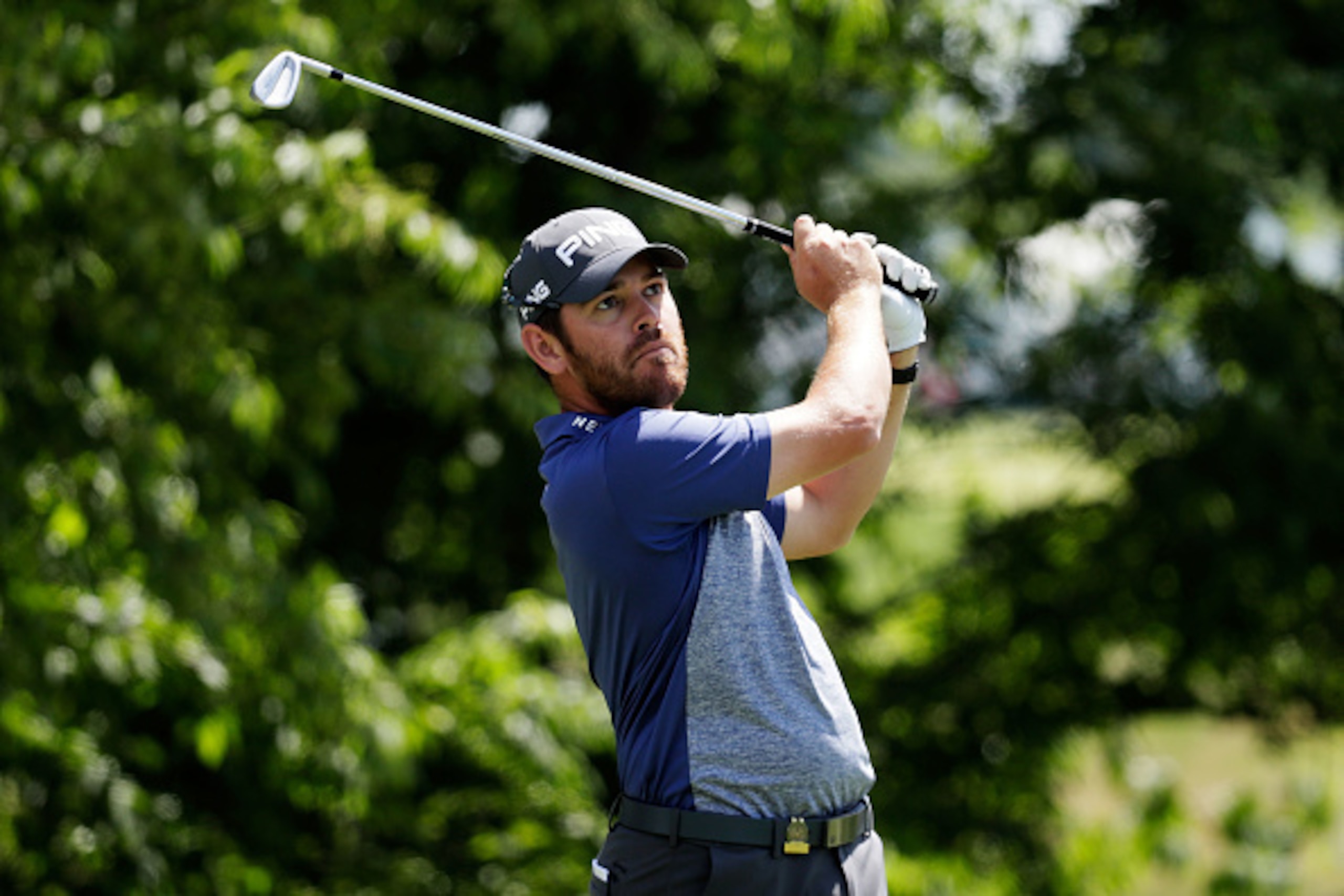 OAKMONT, PA - JUNE 13:  Louis Oosthuizen of South Africa  plays his shot from the 13th tee during a practice round prior to the U.S. Open at Oakmont Country Club on June 13, 2016 in Oakmont, Pennsylvania.  (Photo by Rob Carr/Getty Images)