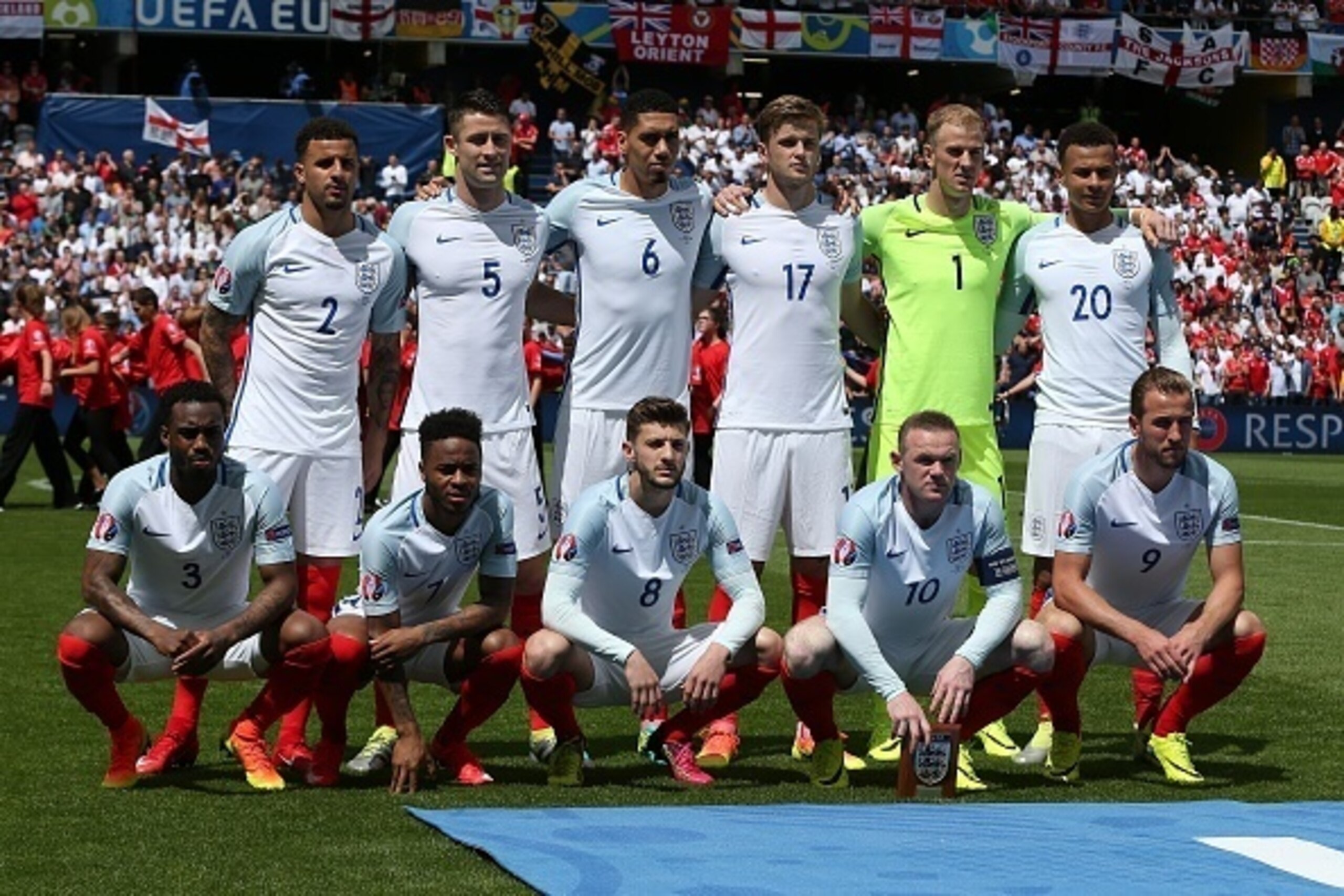 LENS, FRANCE - JUNE 16: England pose for a team photograph ahead of the UEFA Euro 2016 Group B match between England and Wales at Stade Bollaert-Delelis on June 16, 2016 in Lens, France. (Photo by Chris Brunskill Ltd/Getty Images)