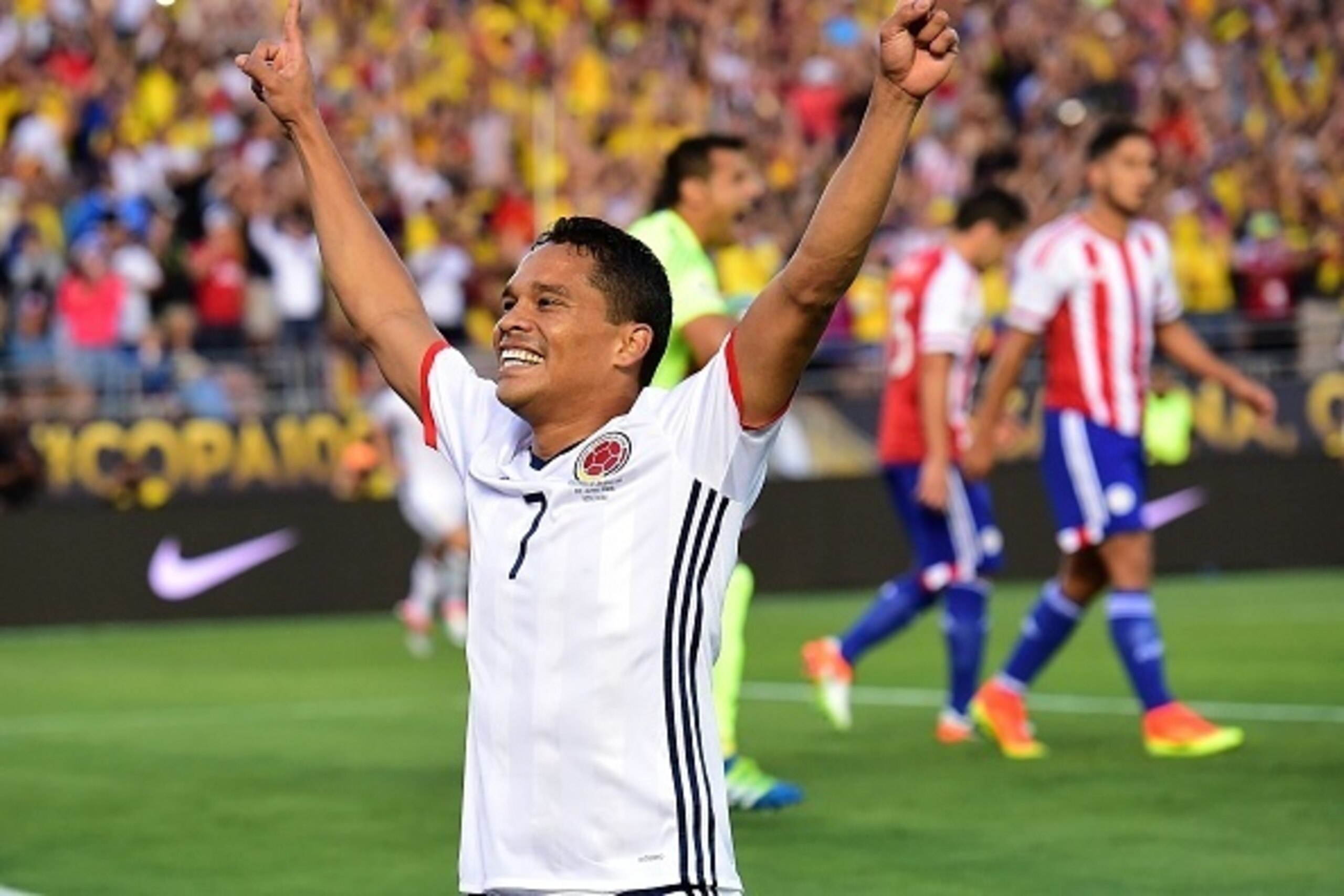 Colombia's Carlos Bacca celebrates after scoring against Paraguay during a Copa America Centenario football match  in Pasadena, California, United States, on June 7, 2016.  / AFP / Frederic J. Brown        (Photo credit should read FREDERIC J. BROWN/AFP/G