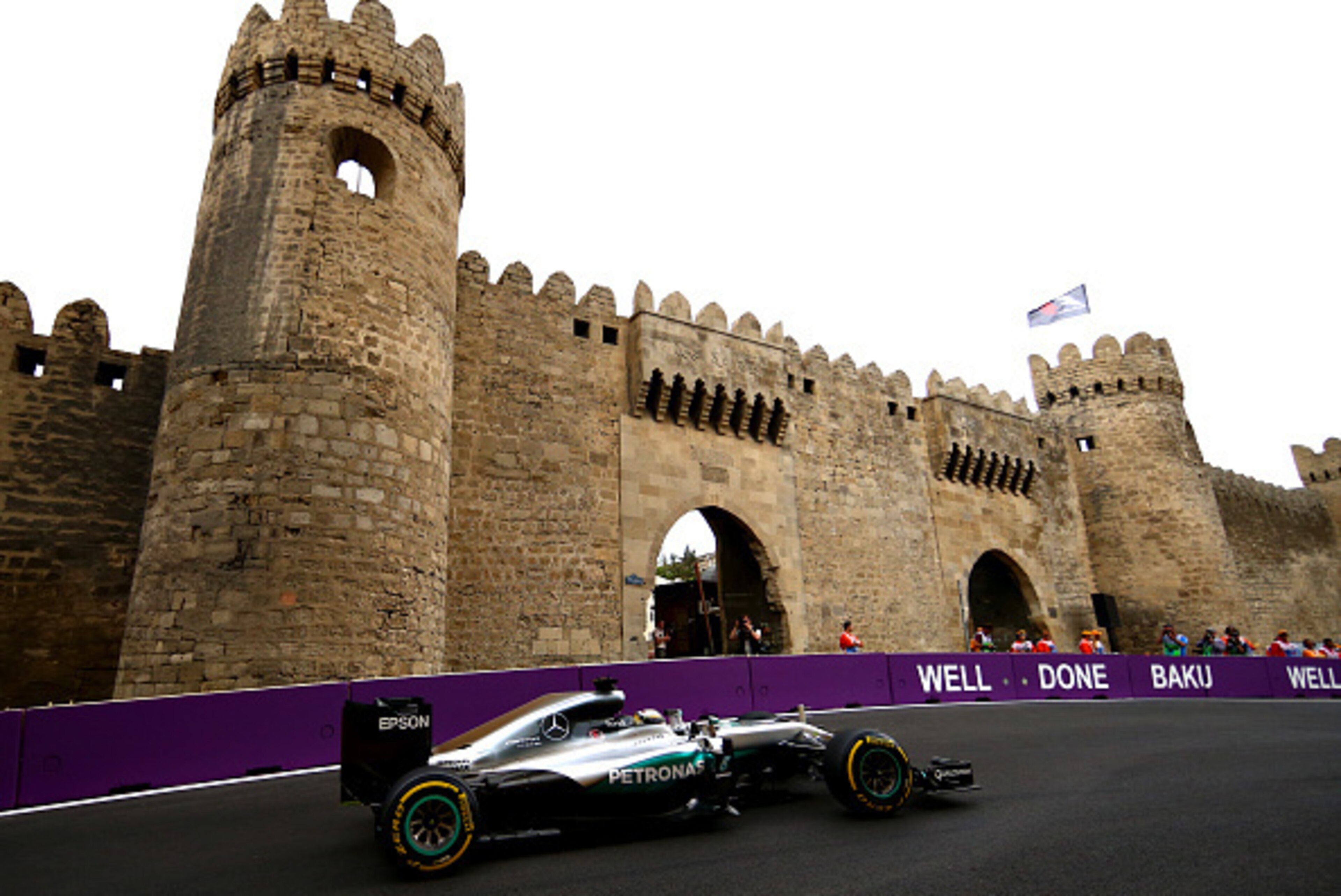 BAKU, AZERBAIJAN - JUNE 17: Lewis Hamilton of Great Britain driving the (44) Mercedes AMG Petronas F1 Team Mercedes F1 WO7 Mercedes PU106C Hybrid turbo on track during practice for the European Formula One Grand Prix at Baku City Circuit on June 17, 2016 