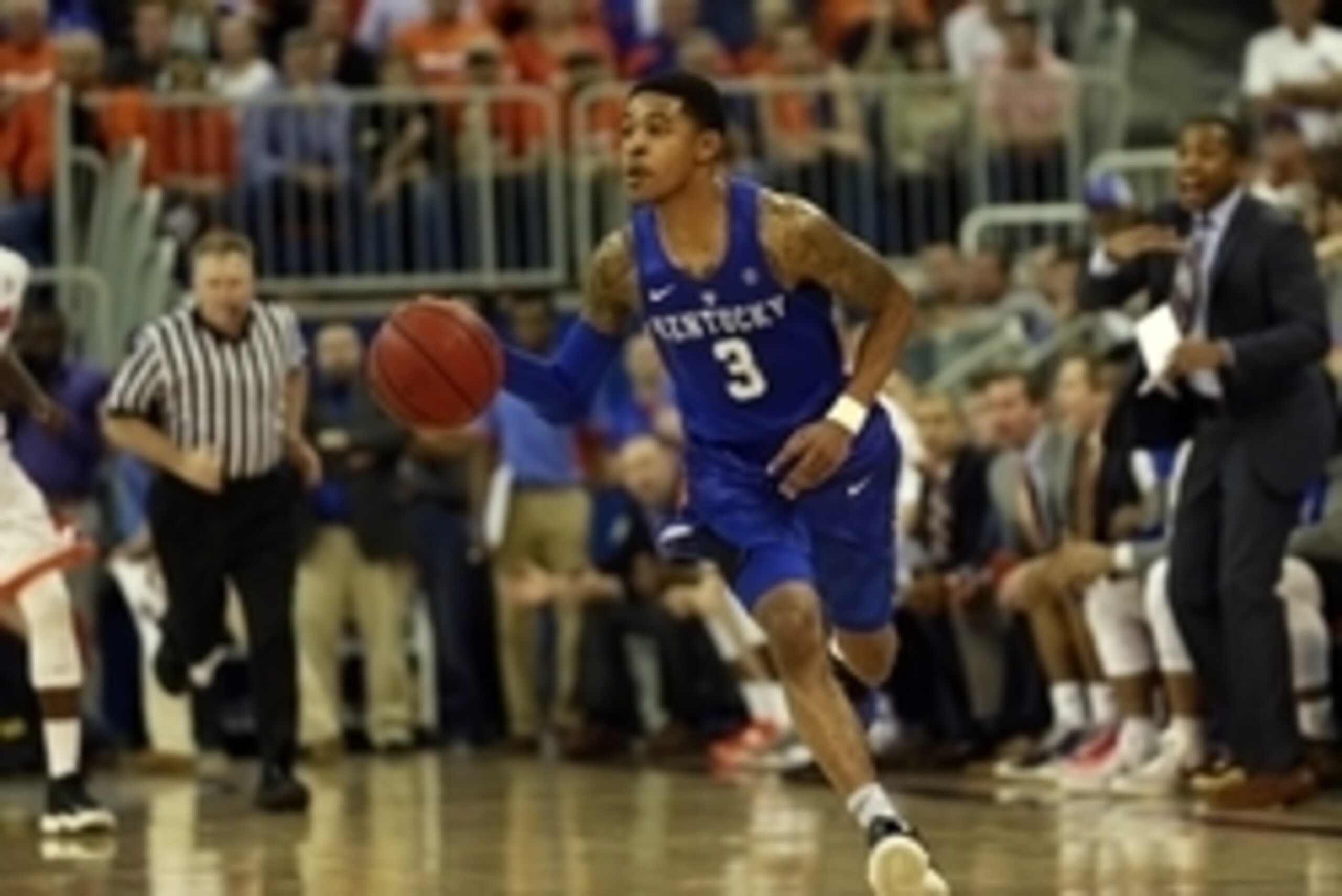 Mar 1, 2016; Gainesville, FL, USA; Kentucky Wildcats guard Tyler Ulis (3) moves to the basket against the Florida Gators during the second half at Stephen C. O'Connell Center. Kentucky Wildcats defeated the Florida Gators 88-79. Mandatory Credit: Kim Klem