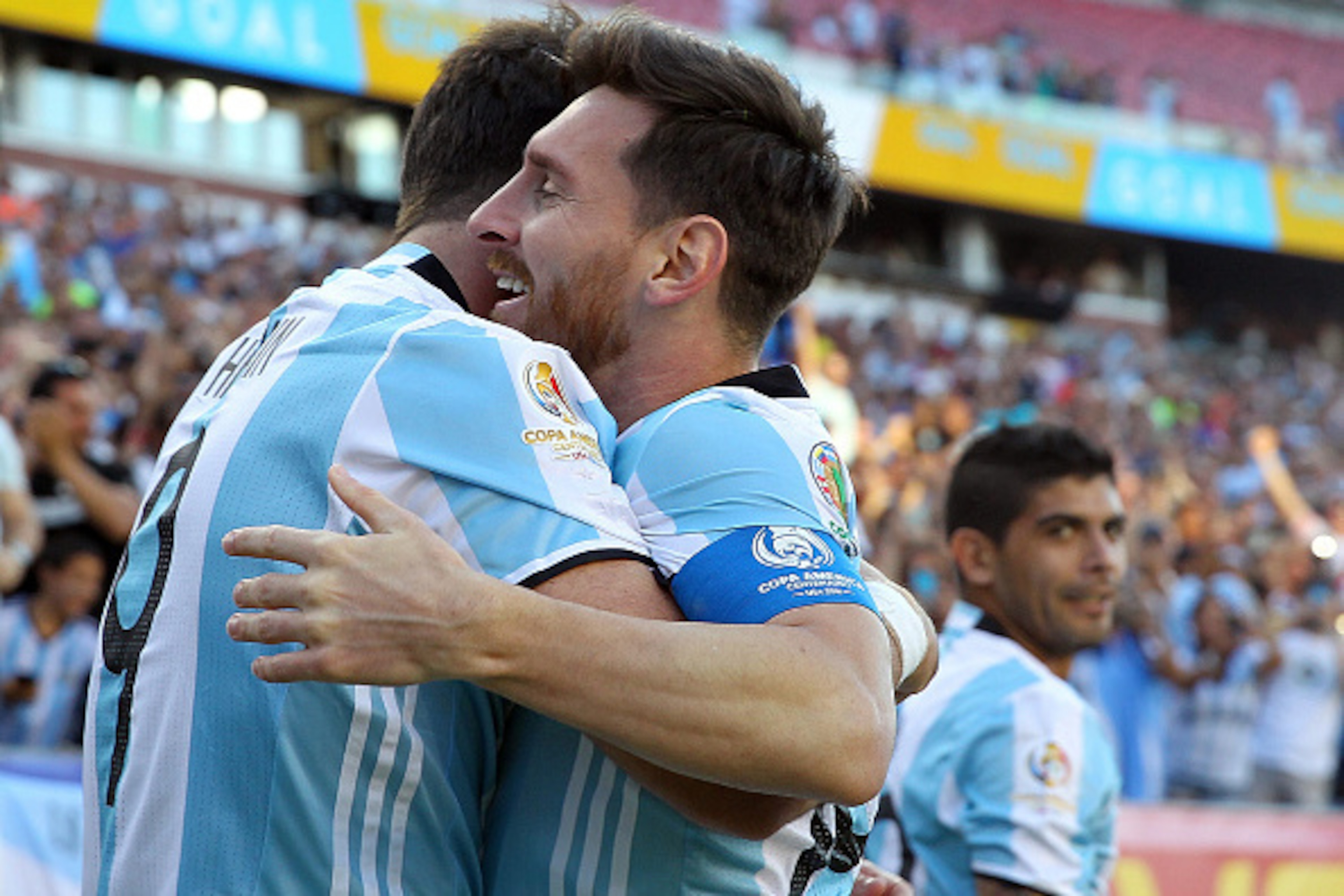 FOXBORO, MA - JUNE 18:  Gonzalo Higuain #9 of Argentina celebrates his goal with Lionel Messi #10 of Argentina during the 2016 Copa America Centenario quarterfinal match against Venezuela at Gillette Stadium on June 18, 2016 in Foxboro, Massachusetts. (Ph