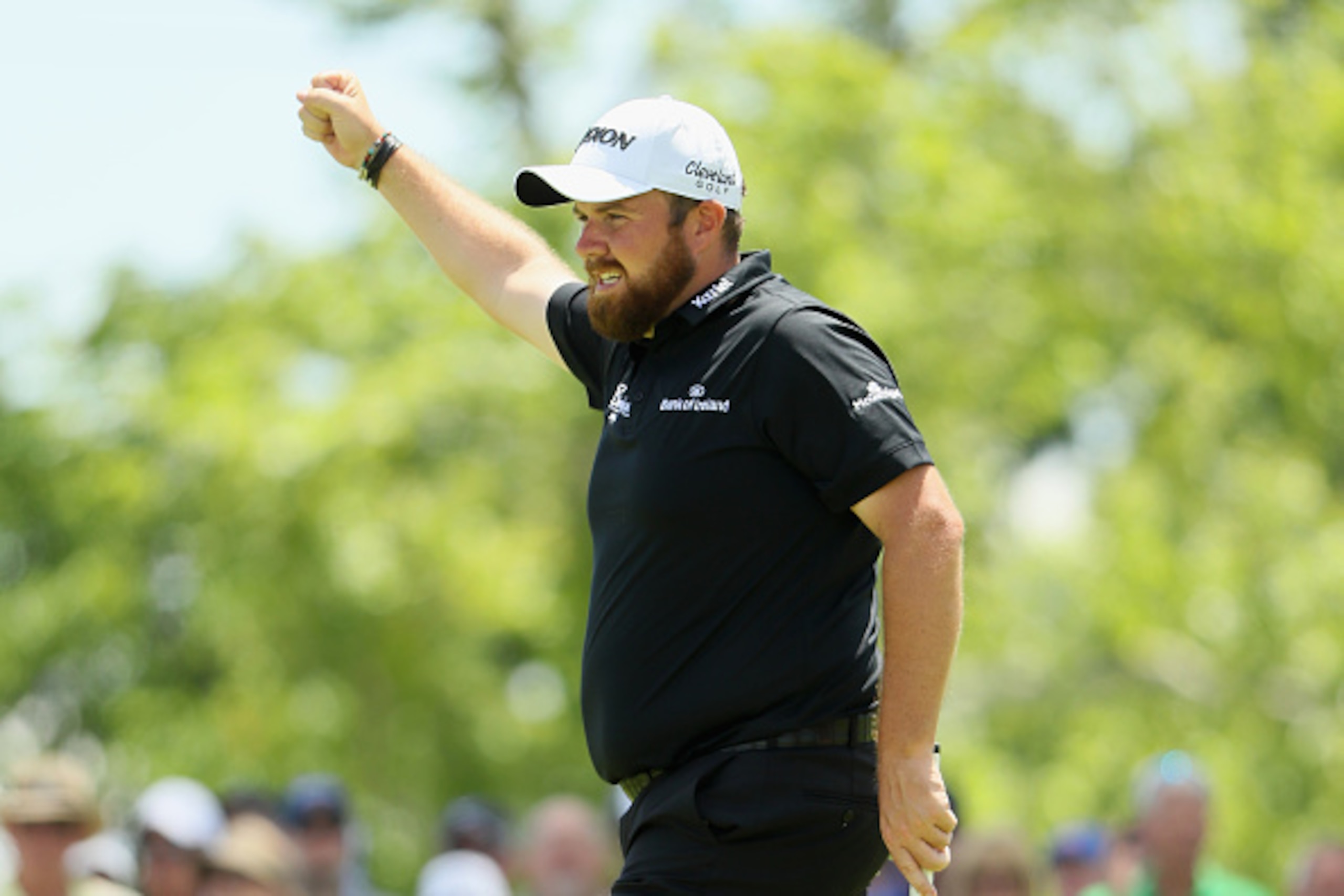OAKMONT, PA - JUNE 18:  Shane Lowry of Ireland celebrates after a par save on the ninth green during the continuation of the second round of the U.S. Open at Oakmont Country Club on June 18, 2016 in Oakmont, Pennsylvania.  (Photo by Andrew Redington/Getty