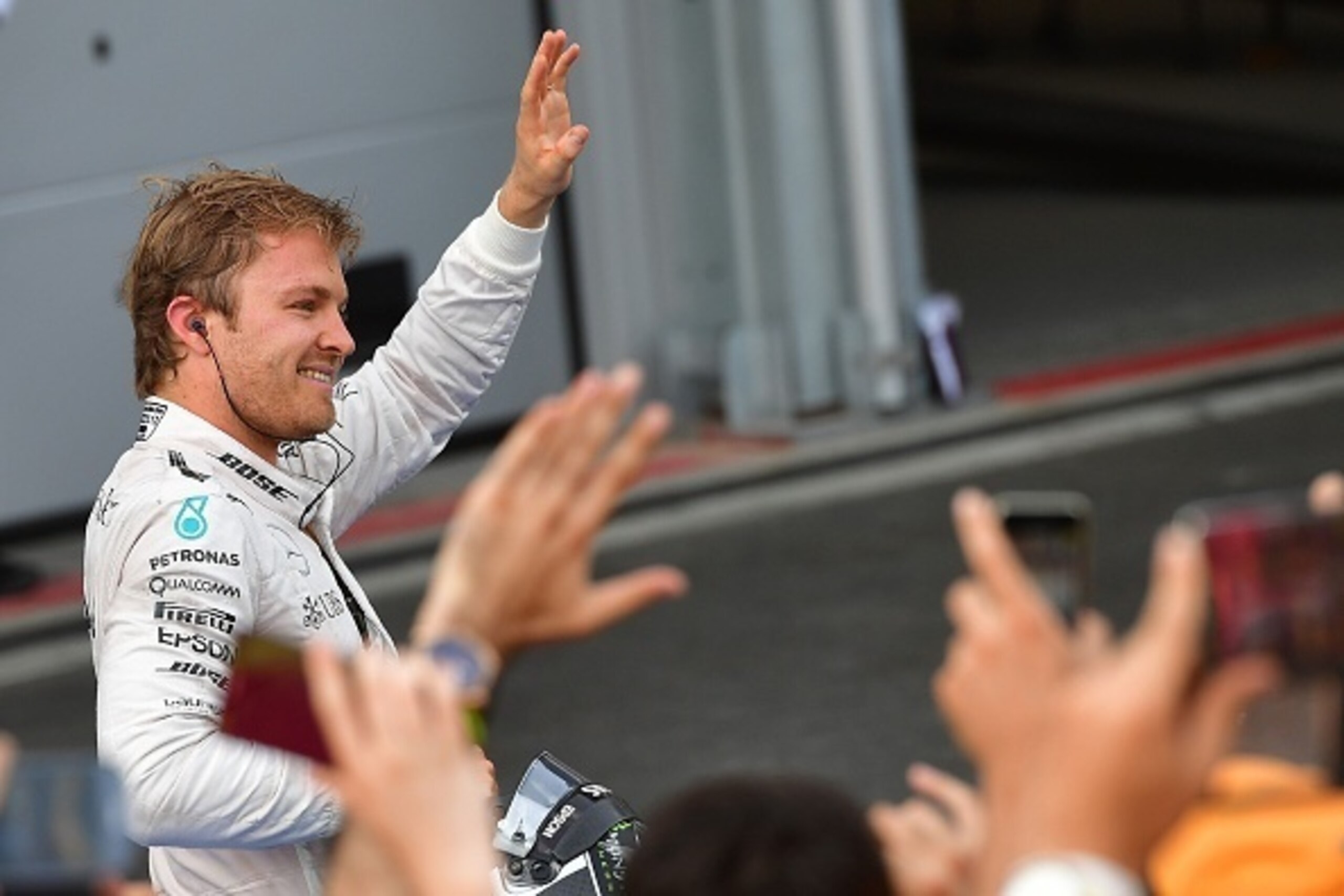 Mercedes AMG Petronas F1 Team's German driver Nico Rosberg celebrates in the pits after winning the European Formula One Grand Prix at the Baku City Circuit on June 19, 2016 in Baku.
 / AFP / ANDREJ ISAKOVIC        (Photo credit should read ANDREJ ISAKOVI