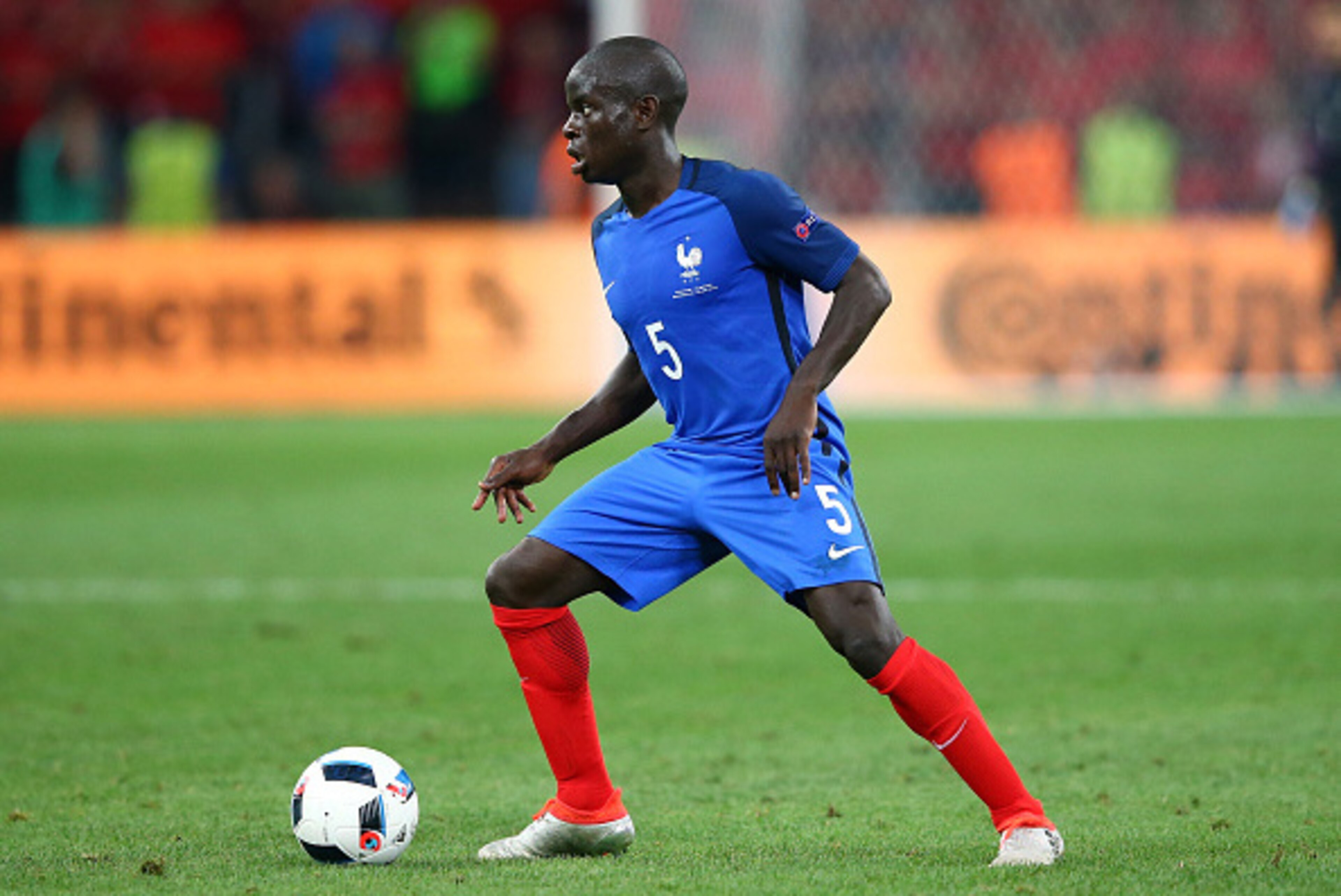 MARSEILLE, FRANCE - JUNE 15: N'Golo Kante of France during the UEFA Euro 2016 Group A match between France and Albania at Stade Velodrome on June 15, 2016 in Marseille, France. (Photo by Alex Livesey/Getty Images) MARSEILLE, FRANCE - JUNE 15: N'Golo Kante of France during the UEFA Euro 2016 Group A match between France and Albania at Stade Velodrome on June 15, 2016 in Marseille, France. (Photo by Alex Livesey/Getty Images)