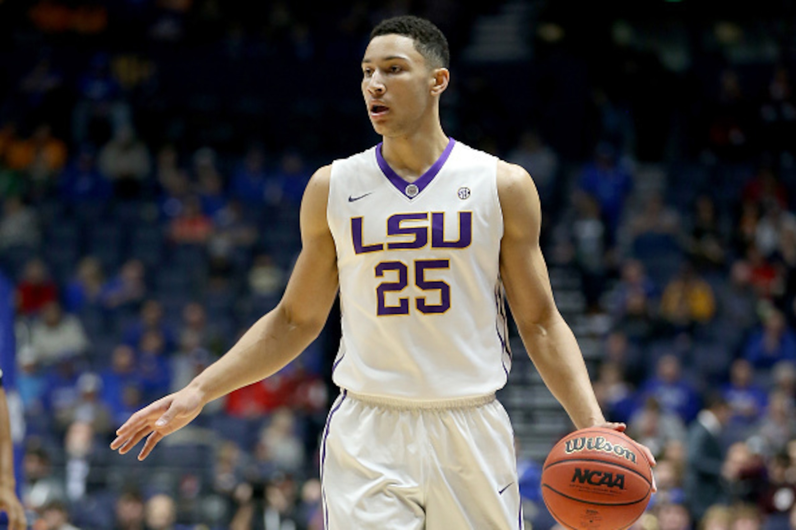 NASHVILLE, TN - MARCH 11:  Ben Simmons #25 of the LSU Tigers dribbles the ball during the game against the Tennessee Volunteers during the quarterfinals of the SEC Basketball Tournament at Bridgestone Arena on March 11, 2016 in Nashville, Tennessee.  (Pho