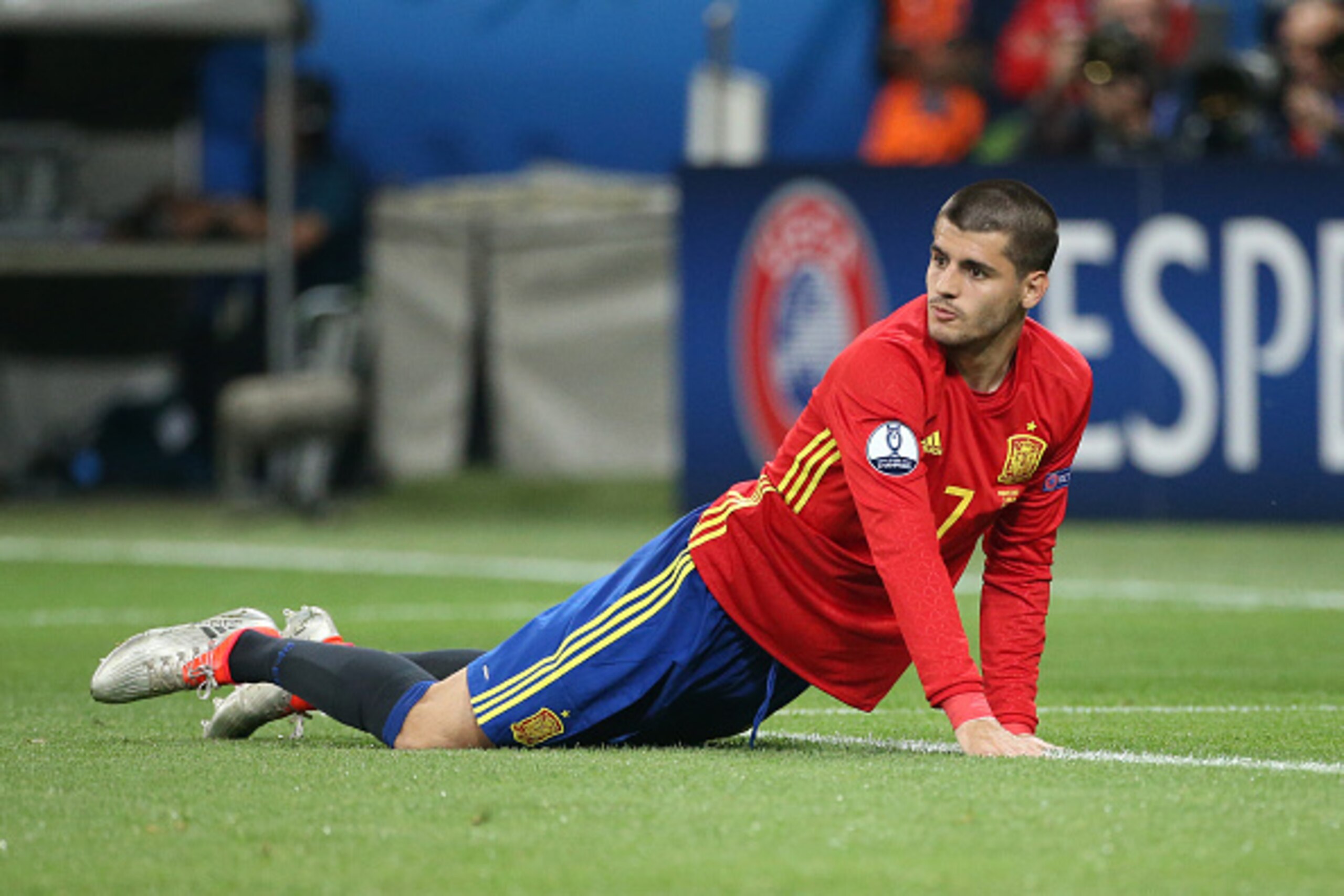NICE, FRANCE - JUNE 17: Alvaro Morata of Spain reacts during the UEFA EURO 2016 Group D match between Spain and Turkey at Allianz Riviera Stadium on June 17, 2016 in Nice, France. (Photo by Jean Catuffe/Getty Images)