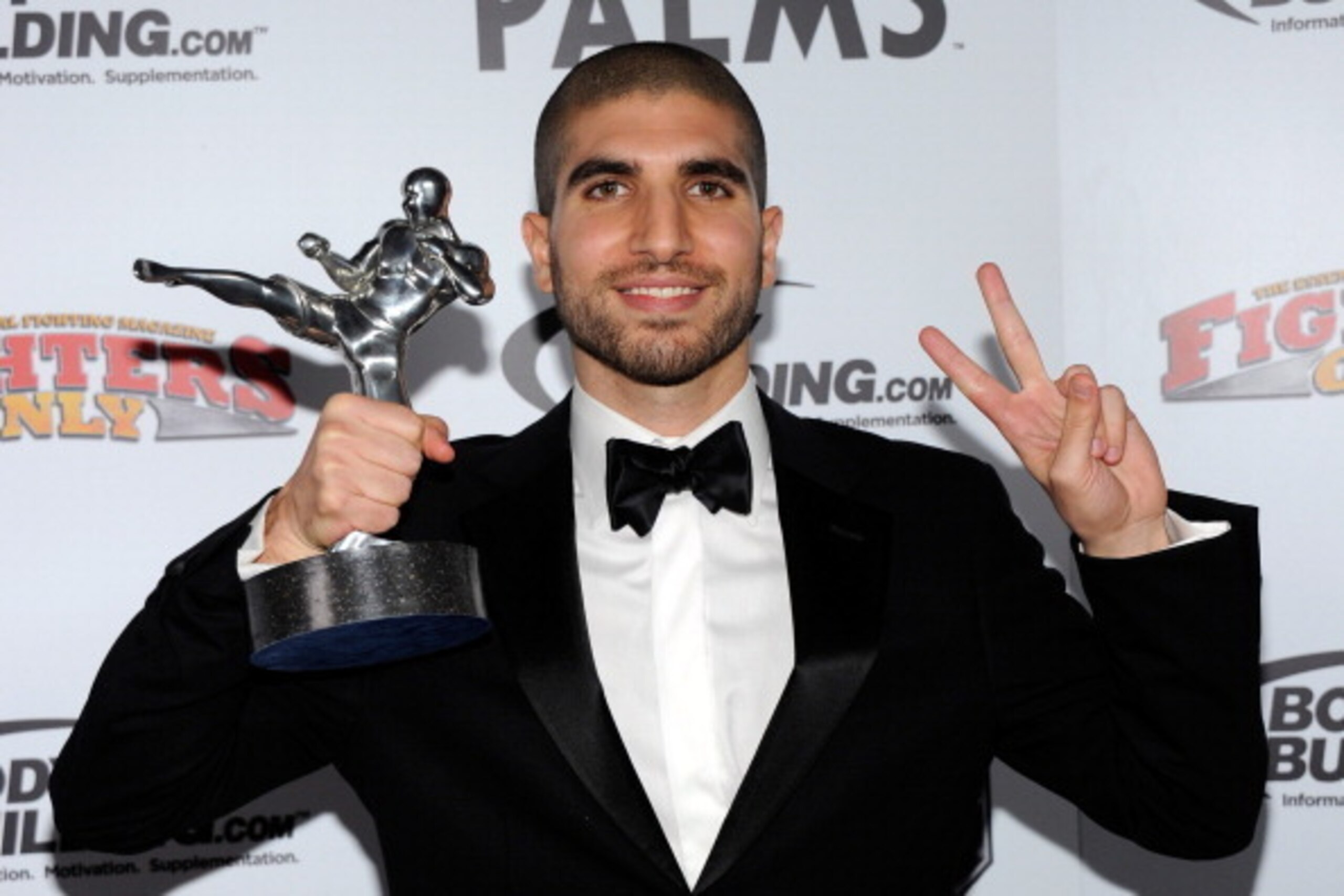 LAS VEGAS, NV - NOVEMBER 30:  Journalist Ariel Helwani holds the MMA Journalist of the Year award at the Fighters Only World Mixed Martial Arts Awards 2011 at The Pearl concert theater at the Palms Casino Resort November 30, 2011 in Las Vegas, Nevada.  (P