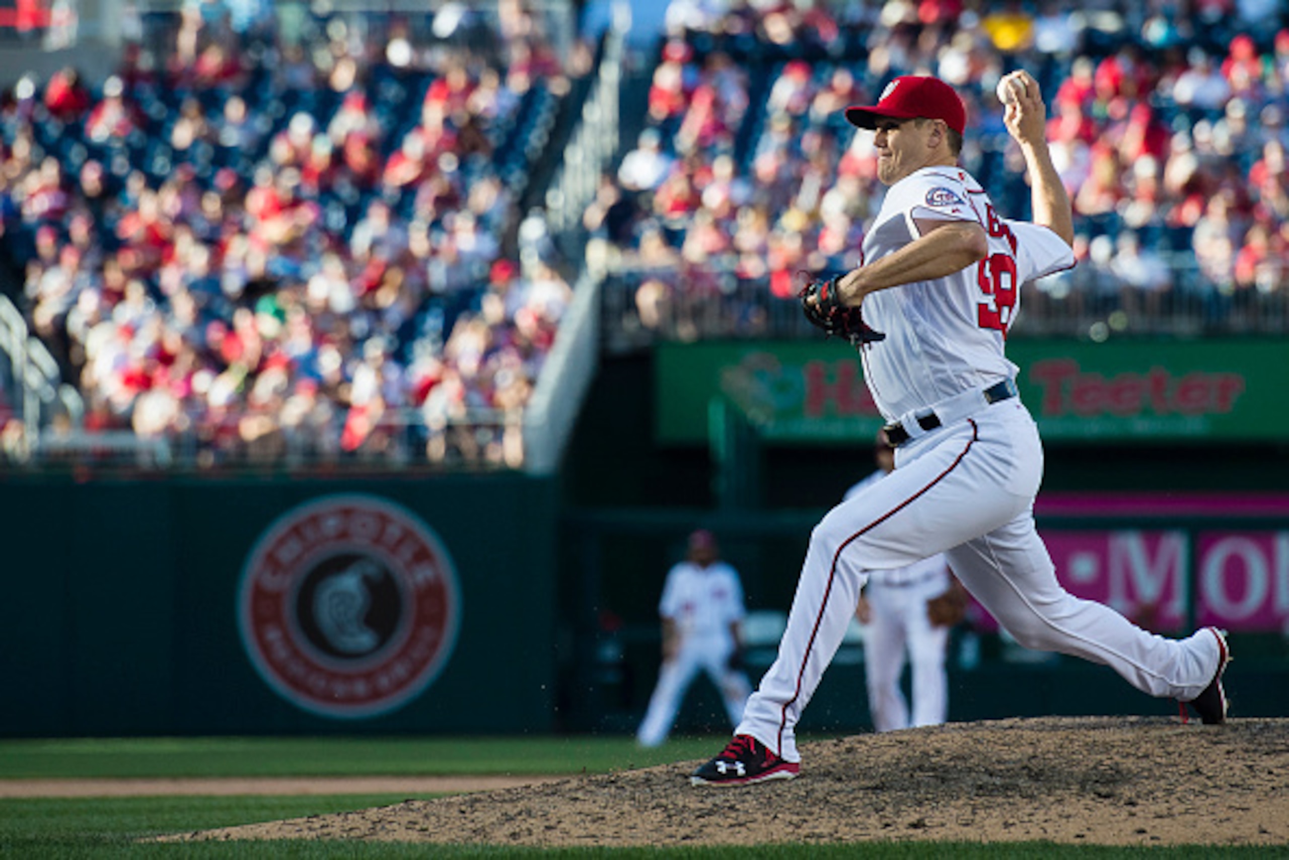WASHINGTON, DC - JUNE 12:  Jonathan Papelbon #58 of the Washington Nationals throws a pitch to a Philadelphia Phillies batter in the ninth inning during a MLB baseball game at Nationals Park on June 12, 2016 in Washington, DC. (Photo by Patrick McDermott/
