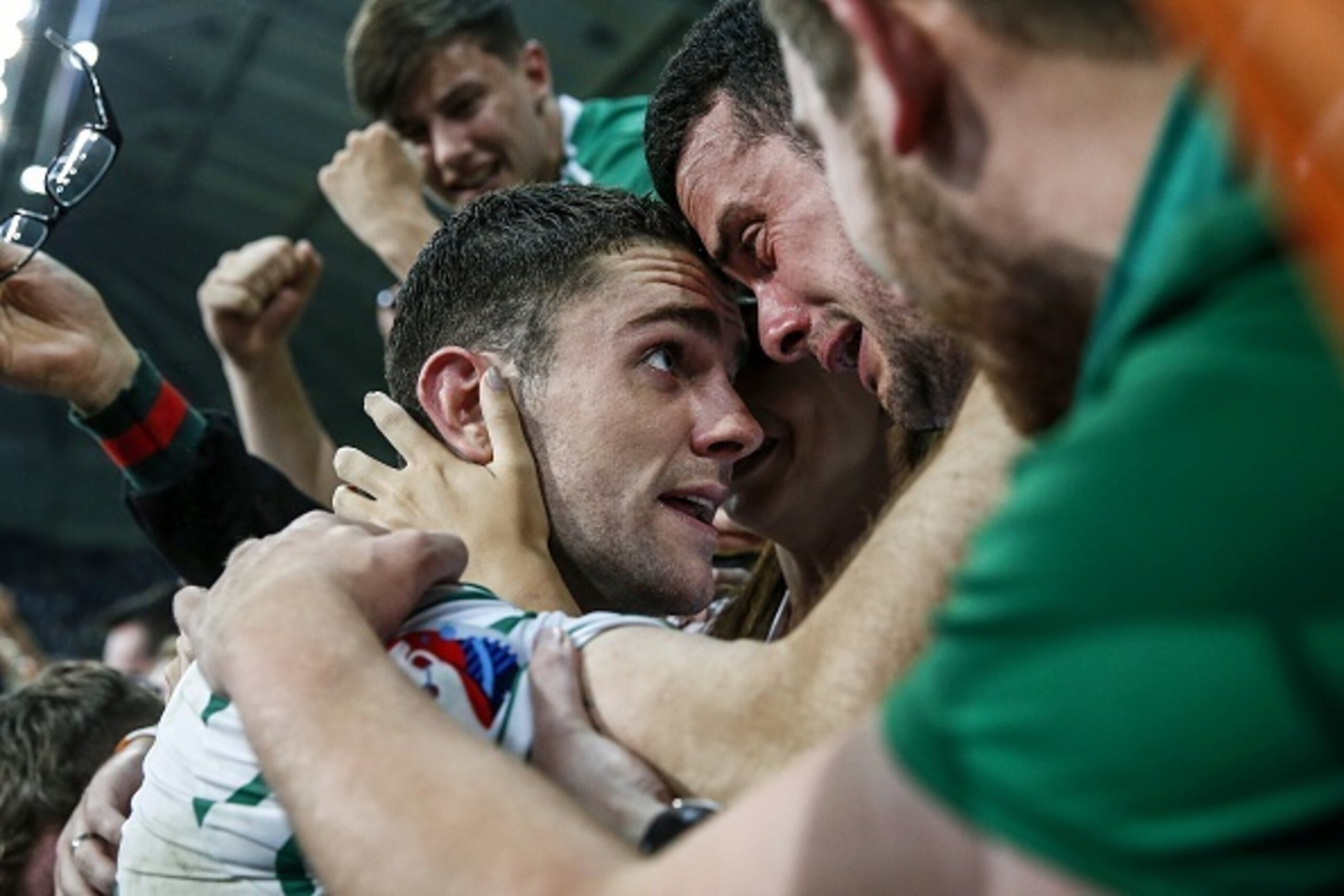 Robbie Brady of Ireland greets his partner Kerrie Harris during the UEFA EURO 2016 Group E group stage match between Italy v Ireland at the Stade Pierre-Mauroy on june 22, 2016 in Lille, France.(Photo by VI Images via Getty Images) Robbie Brady of Ireland greets his partner Kerrie Harris during the UEFA EURO 2016 Group E group stage match between Italy v Ireland at the Stade Pierre-Mauroy on june 22, 2016 in Lille, France.(Photo by VI Images via Getty Images)