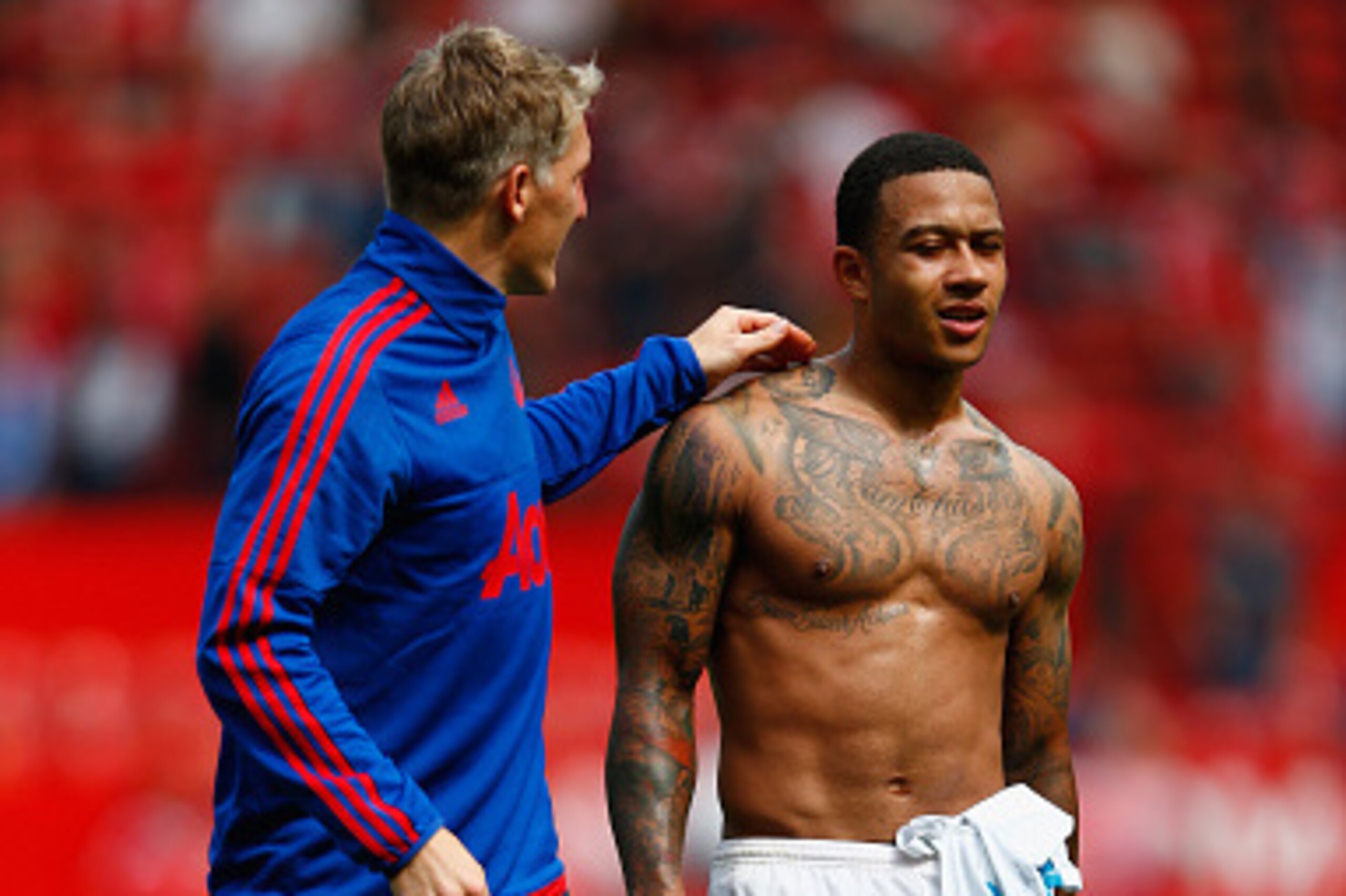 MANCHESTER, ENGLAND - AUGUST 22:  Bastian Schweinsteiger (L) and Memphis Depay (R) of Manchester United react after their team's 0-0 draw in the Barclays Premier League match between Manchester United and Newcastle United at Old Trafford on August 22, 201