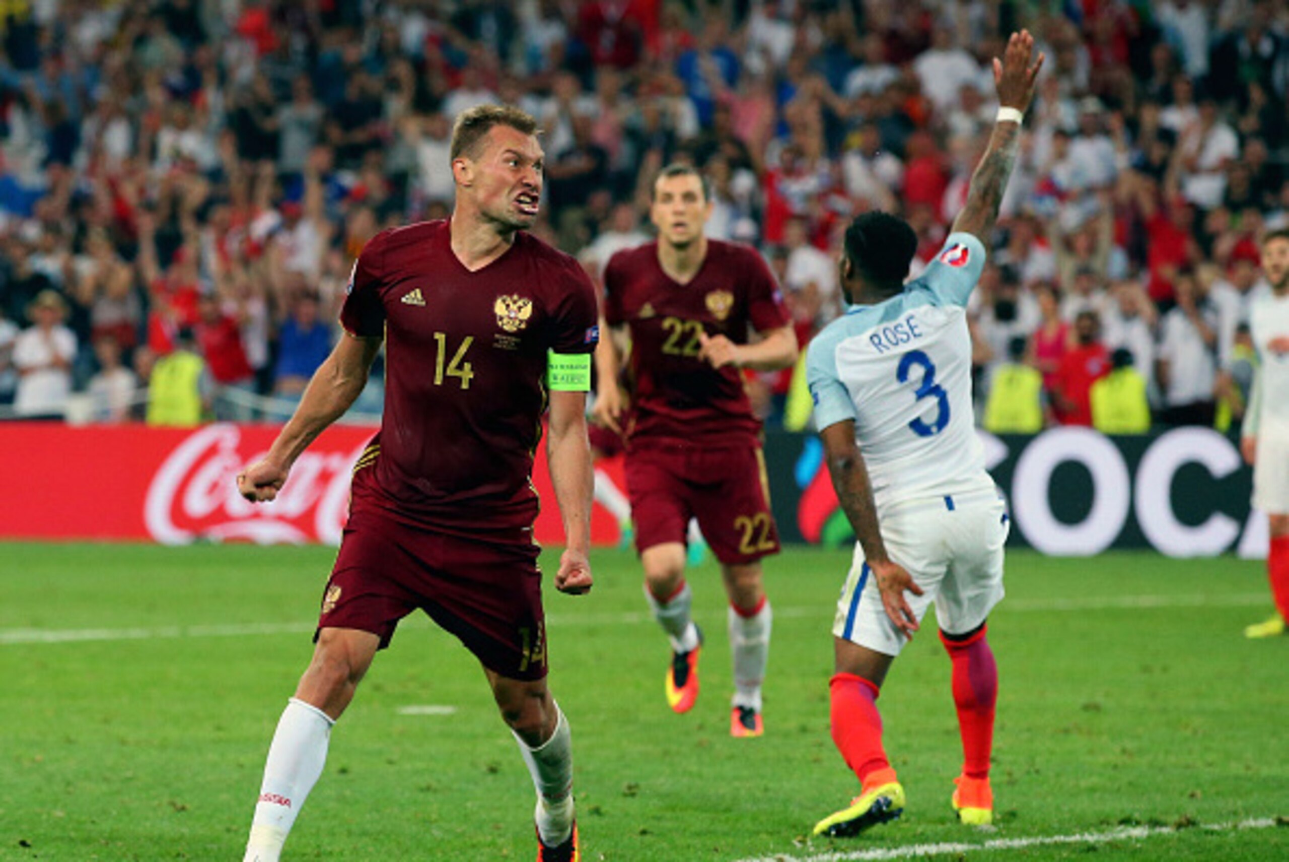 MARSEILLE, FRANCE - JUNE 11:  Vasili Berezutski of Russia celebrates scoring his team's first goal during the UEFA EURO 2016 Group B match between England and Russia at Stade Velodrome on June 11, 2016 in Marseille, France.  (Photo by Alex Livesey/Getty I