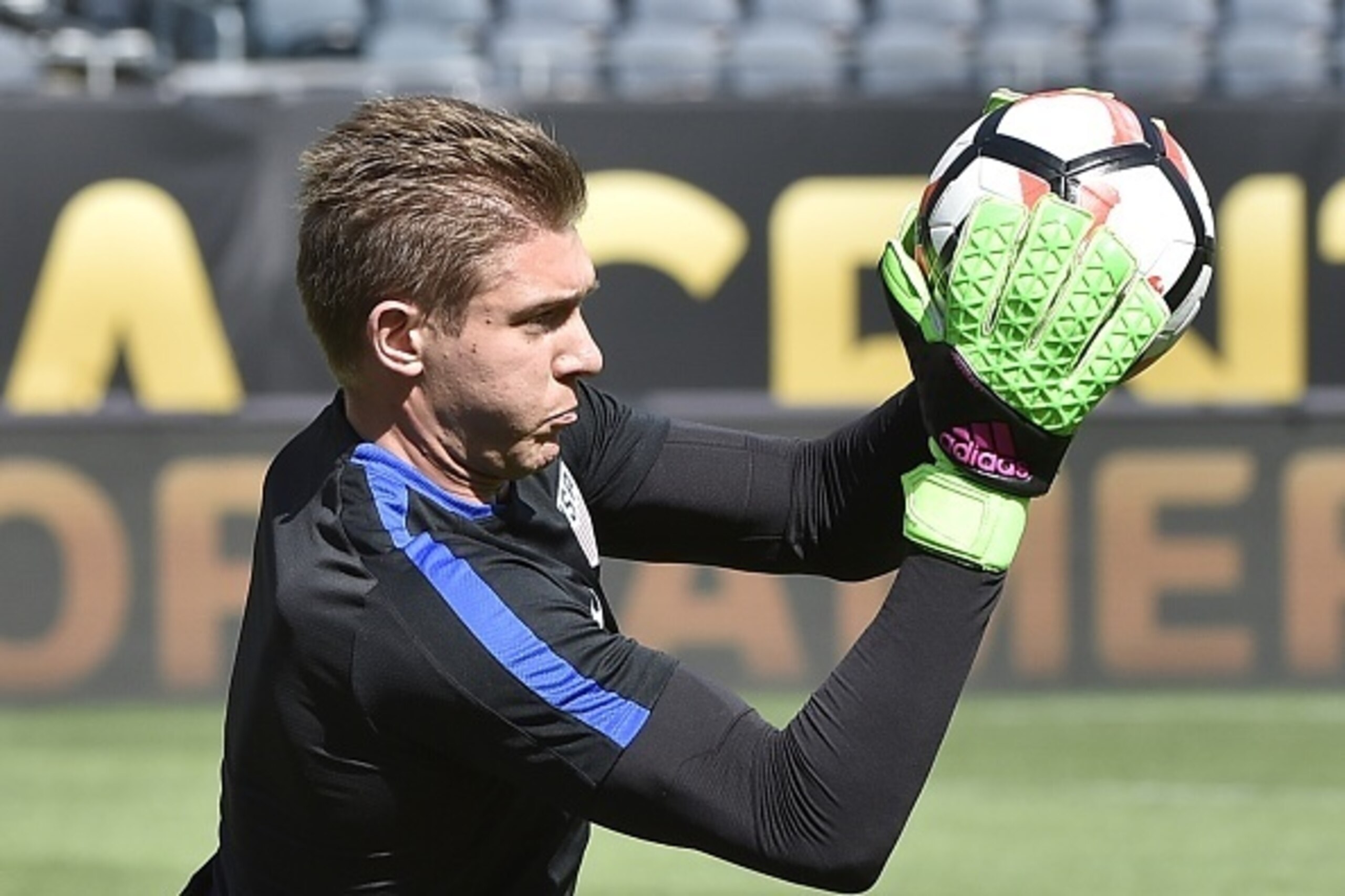 USA's goalkeeper Ethan Horvath during a training session at Soldier Field stadium in preparation for their match against Costa Rica at Soldier Field stadium in Chicago, Illinois  on June 6, 2016.  / AFP / OMAR TORRES        (Photo credit should read OMAR 
