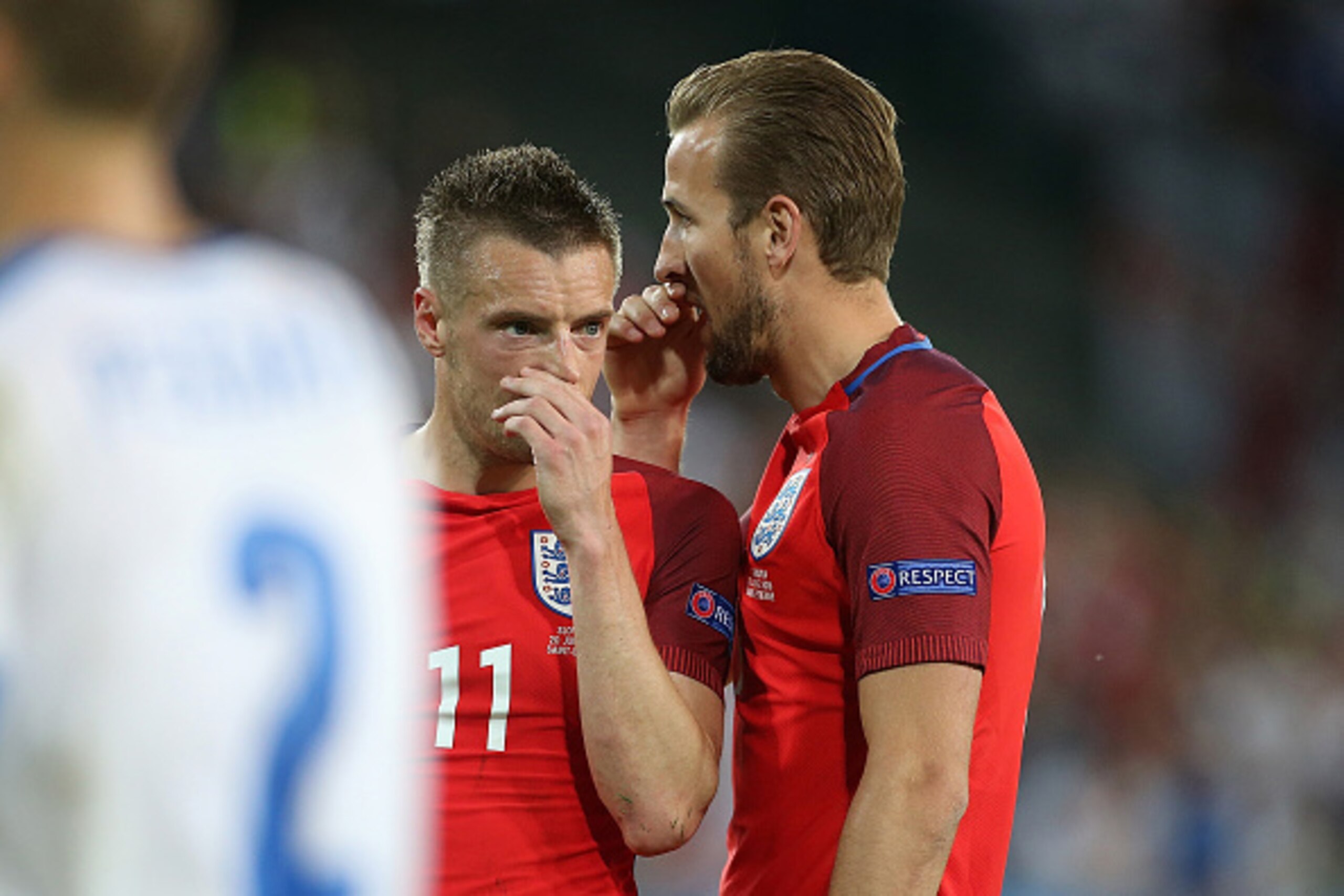 SAINT-ETIENNE, FRANCE - JUNE 20: Jamie Vardy of England talks with Harry Kane of England during the UEFA EURO 2016 Group B match between Slovakia and England at Stade Geoffroy-Guichard on June 20, 2016 in Saint-Etienne, France. (Photo by Jean Catuffe/Ge SAINT-ETIENNE, FRANCE - JUNE 20: Jamie Vardy of England talks with Harry Kane of England during the UEFA EURO 2016 Group B match between Slovakia and England at Stade Geoffroy-Guichard on June 20, 2016 in Saint-Etienne, France. (Photo by Jean Catuffe/Ge