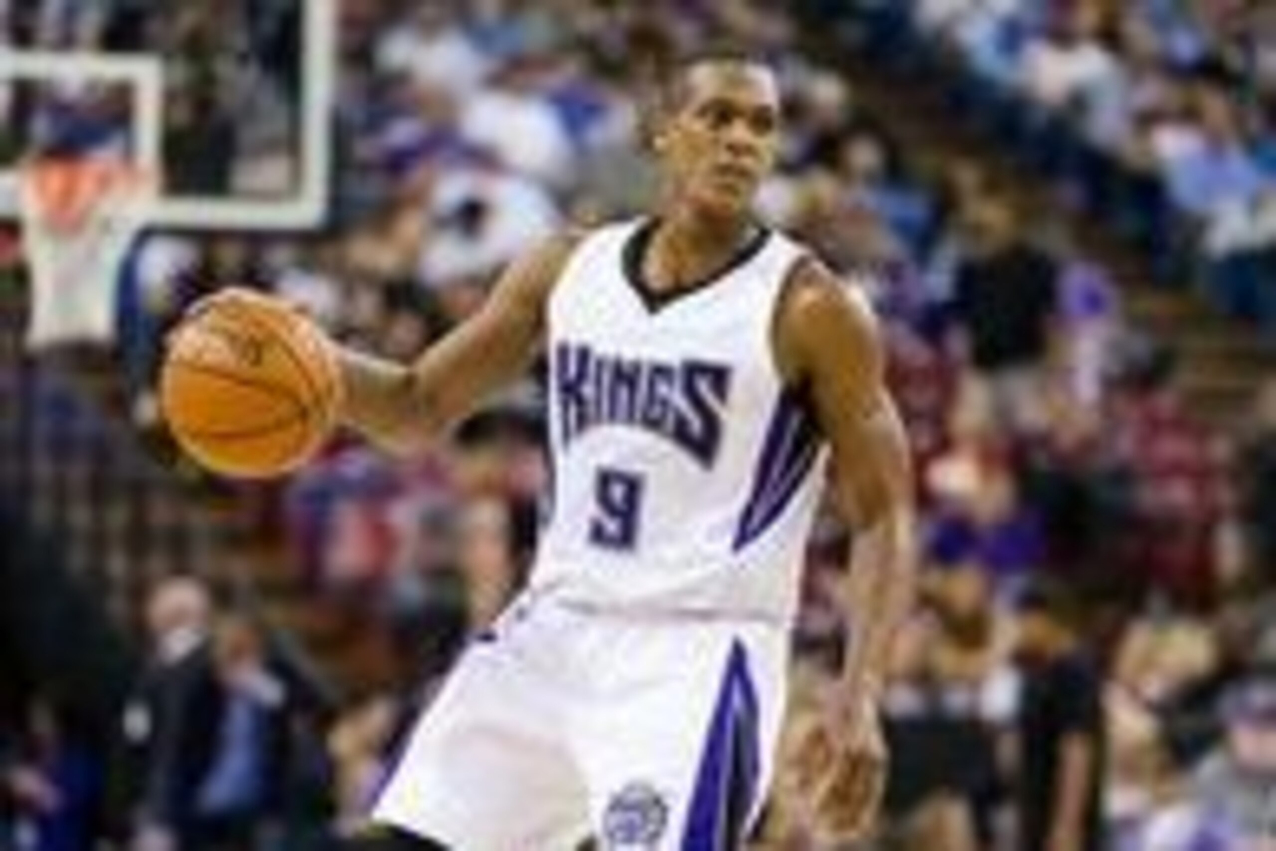 Mar 27, 2016; Sacramento, CA, USA;  Sacramento Kings guard Rajon Rondo (9) looks to pass against the Dallas Mavericks in the our quarter  at Sleep Train Arena. The Kings won 133-111. Mandatory Credit: John Hefti-USA TODAY.