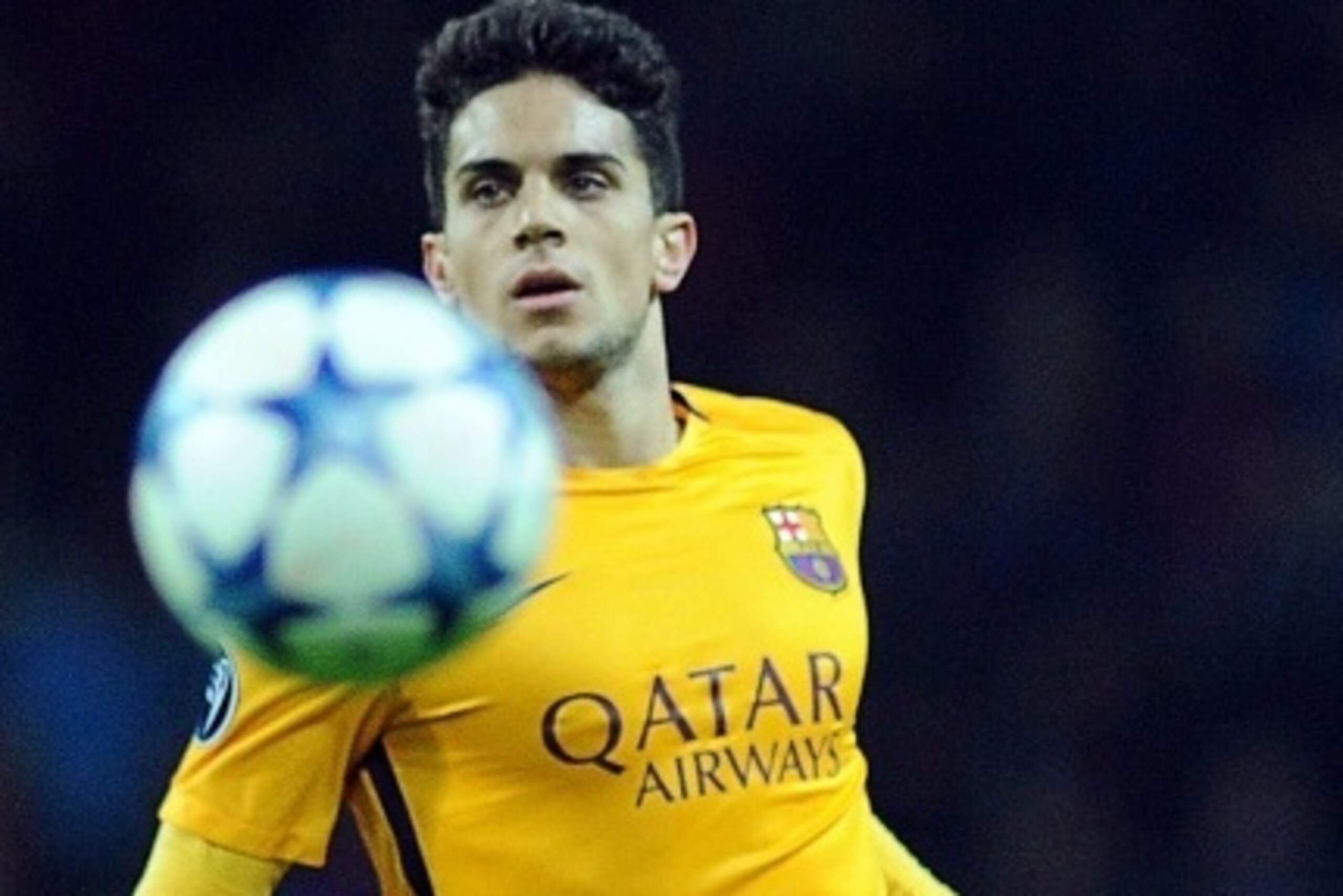 Barcelona's defender Marc Bartra controls the ball during the UEFA Champions League group E football match between FC BATE Borisov and FC Barcelona at the Borisov Arena stadium outside Minsk on October 20, 2015. AFP PHOTO / SERGEI GAPON (Photo cred Barcelona's defender Marc Bartra controls the ball during the UEFA Champions League group E football match between FC BATE Borisov and FC Barcelona at the Borisov Arena stadium outside Minsk on October 20, 2015. AFP PHOTO / SERGEI GAPON (Photo cred