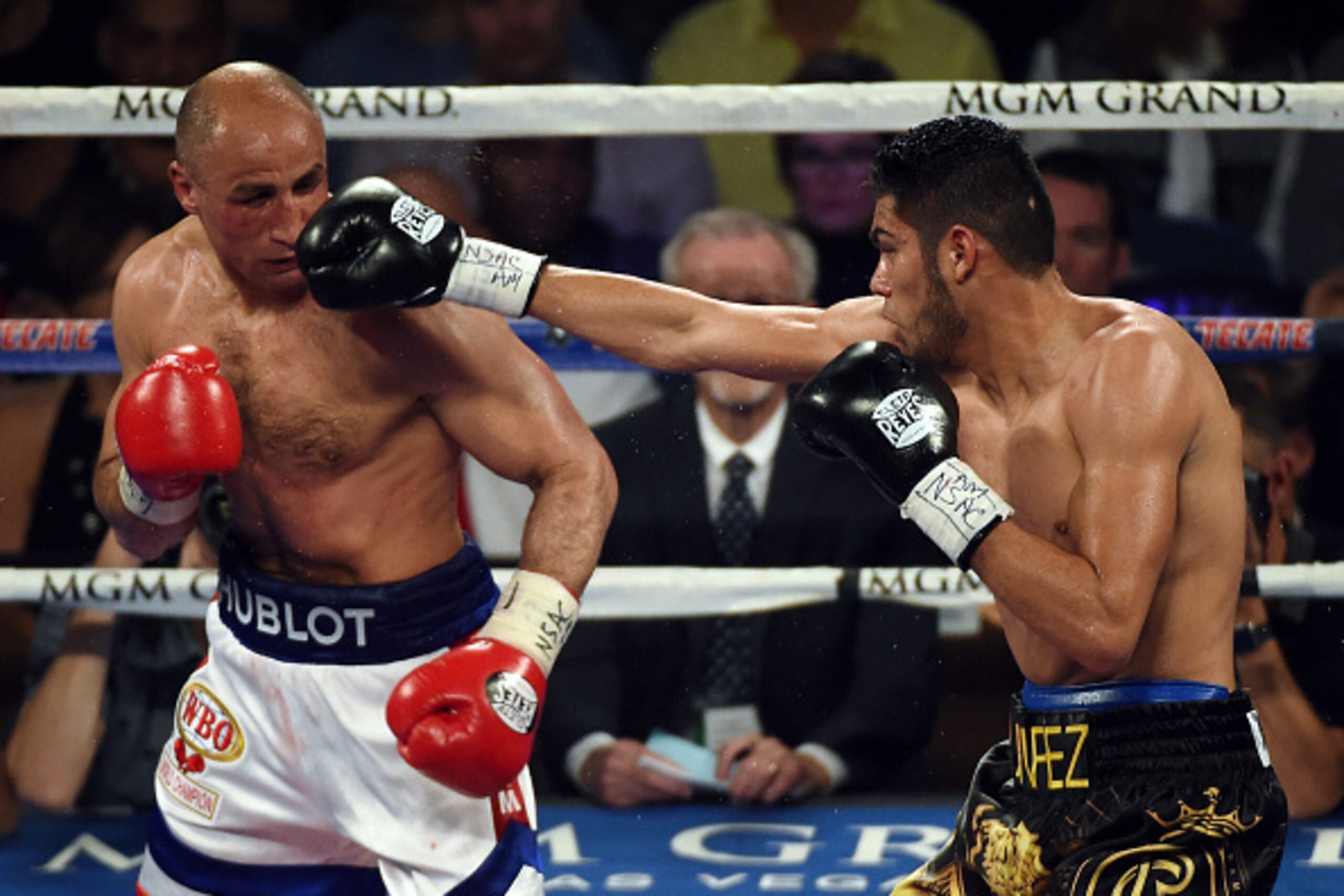 LAS VEGAS, NEVADA - APRIL 09:  Gilberto Ramirez (R) throws a right at Arthur Abraham in the sixth round of their WBO super middleweight championship fight at MGM Grand Garden Arena on April 9, 2016 in Las Vegas, Nevada. Ramirez won the title by unanimous 