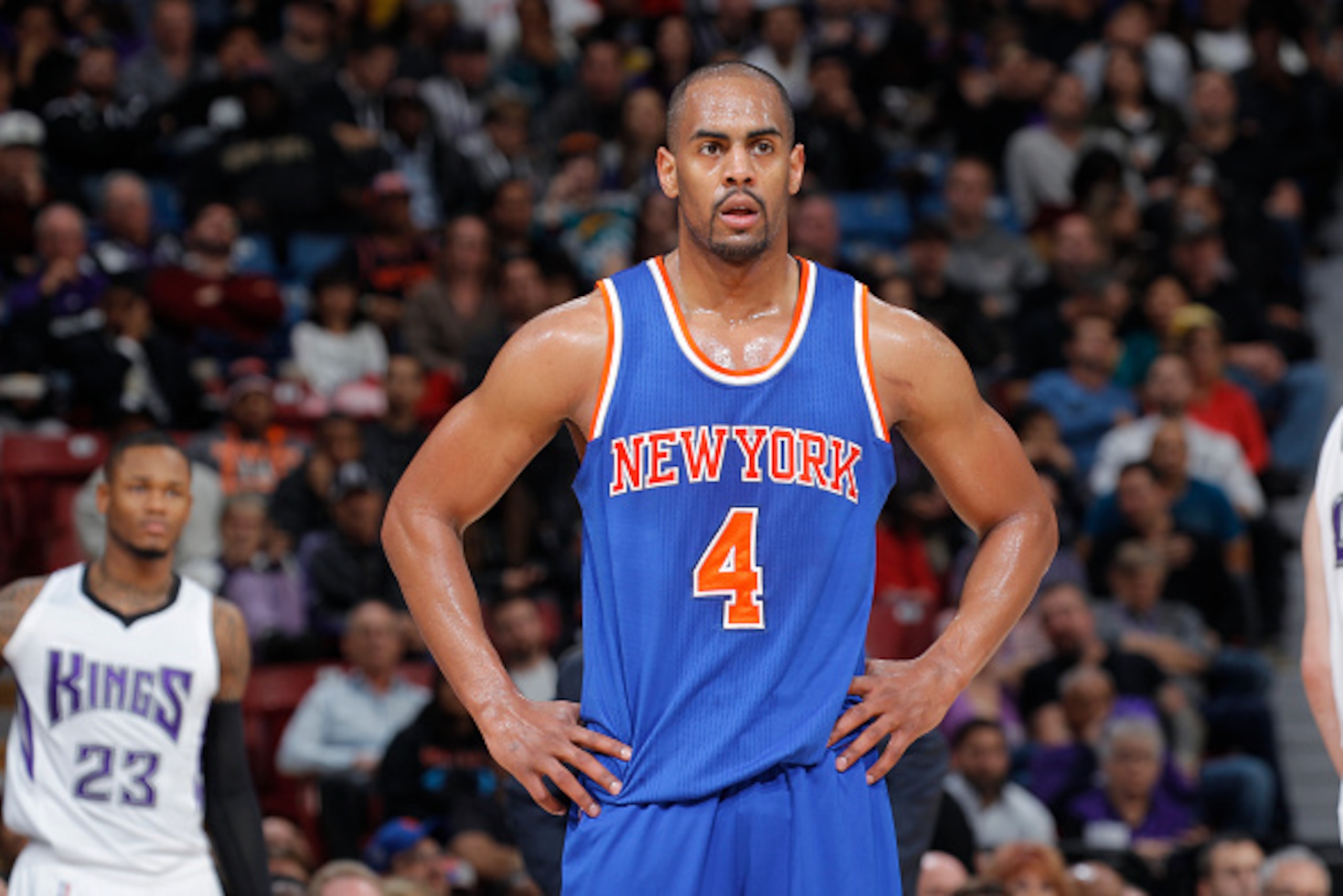 SACRAMENTO, CA - DECEMBER 10: Arron Afflalo #4 of the New York Knicks looks on during the game against the Sacramento Kings on December 10, 2015 at Sleep Train Arena in Sacramento, California. NOTE TO USER: User expressly acknowledges and agrees that, by SACRAMENTO, CA - DECEMBER 10: Arron Afflalo #4 of the New York Knicks looks on during the game against the Sacramento Kings on December 10, 2015 at Sleep Train Arena in Sacramento, California. NOTE TO USER: User expressly acknowledges and agrees that, by