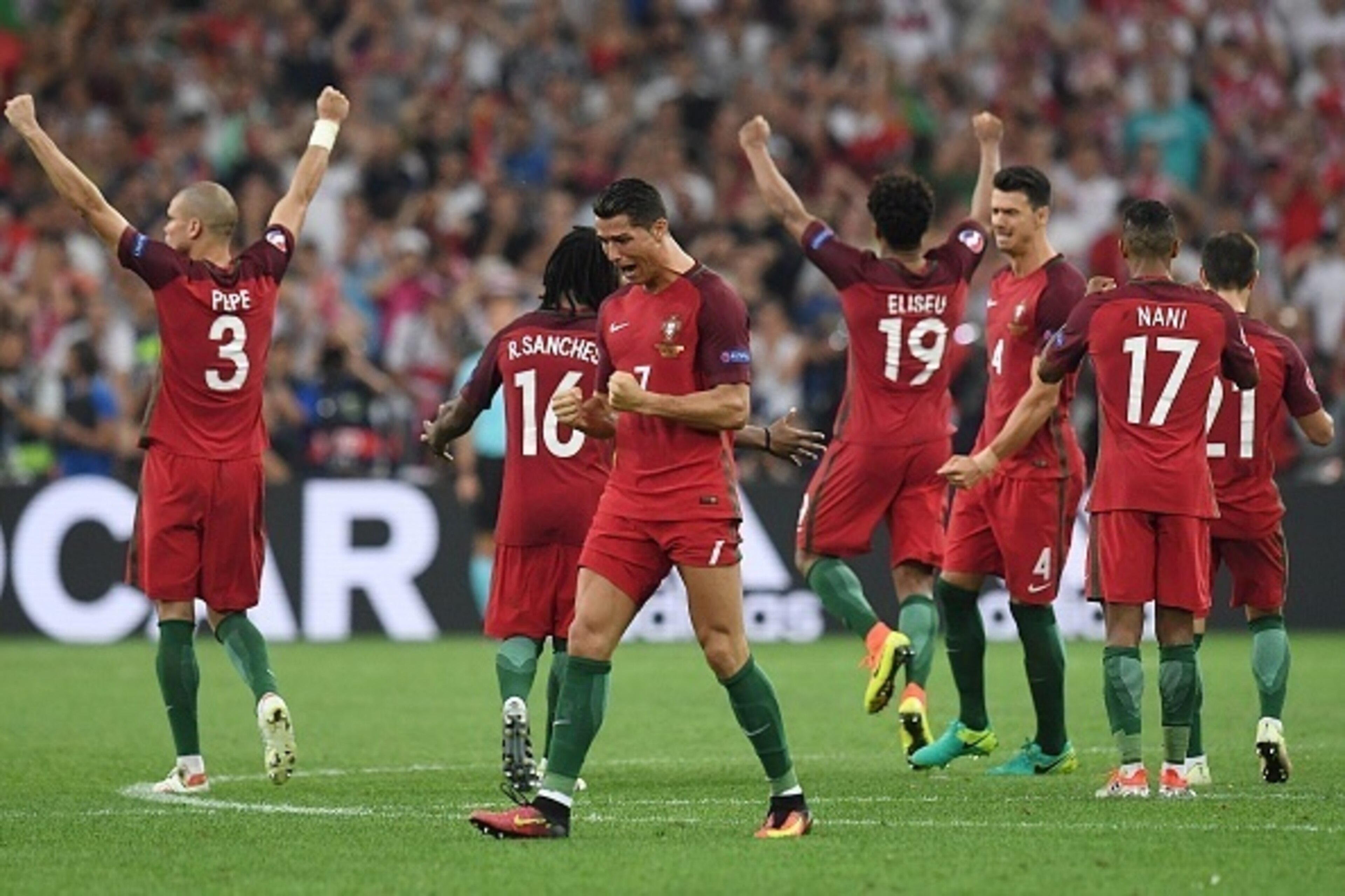 Portugal's forward Cristiano Ronaldo (C) celebrates after Portugal's forward Ricardo Quaresma scored the winning goal in a penalty shoot-ou during the Euro 2016 quarter-final football match between Poland and Portugal at the Stade Velodrome in Marseille o Portugal's forward Cristiano Ronaldo (C) celebrates after Portugal's forward Ricardo Quaresma scored the winning goal in a penalty shoot-ou during the Euro 2016 quarter-final football match between Poland and Portugal at the Stade Velodrome in Marseille o