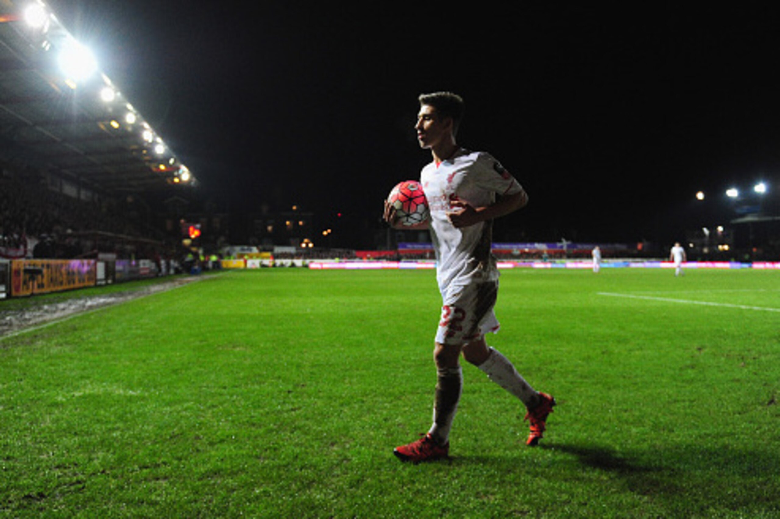 EXETER, ENGLAND - JANUARY 08:  Cameron Brannagan of Liverpool prepares to take a corner during the Emirates FA Cup third round match between Exeter City and Liverpool at St James Park on January 8, 2016 in Exeter, England.  (Photo by Dan Mullan/Getty Imag