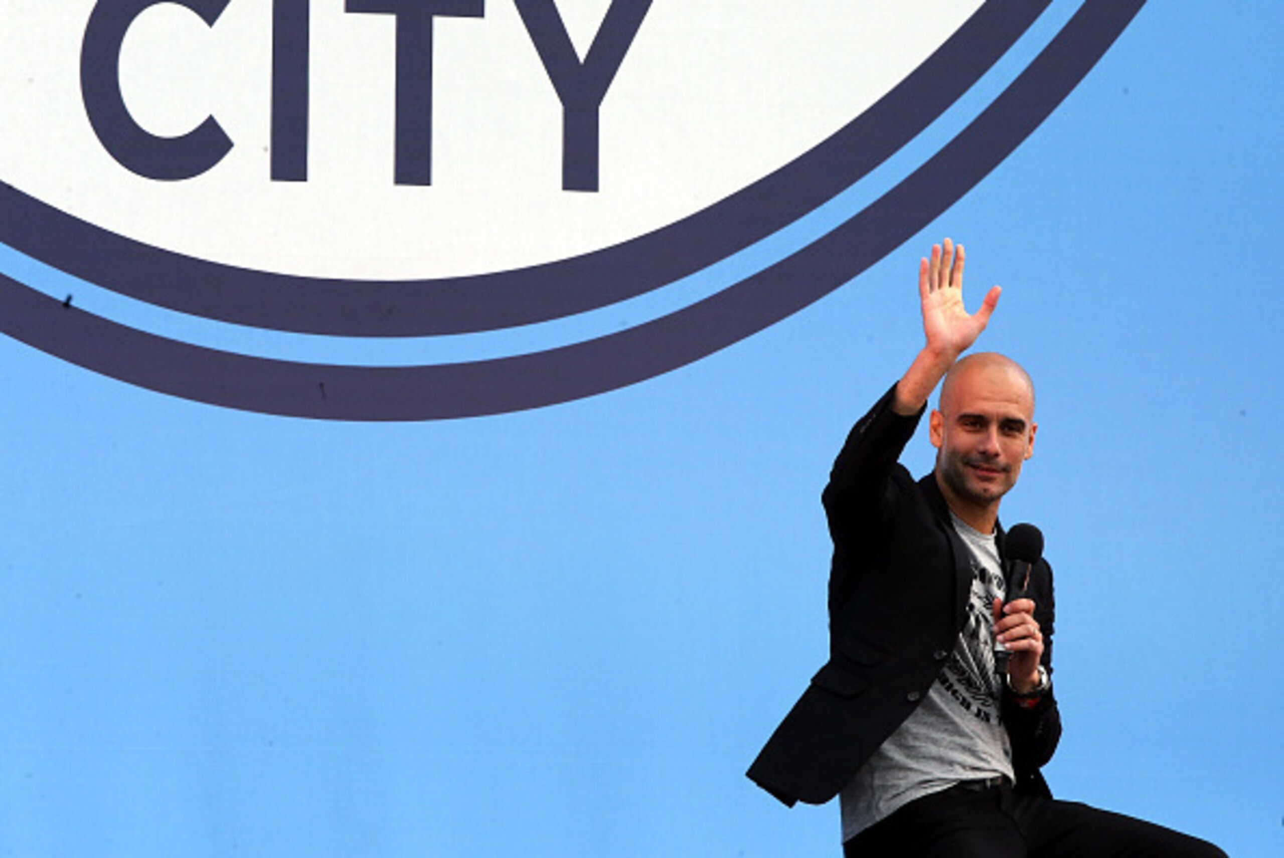 MANCHESTER, ENGLAND - JULY 03:  Manchester City's new Manager Pep Guardiola is unveiled during a media day at the Etihad campus on July 3, 2016 in Manchester, England.  (Photo by Nigel Roddis/Getty Images)