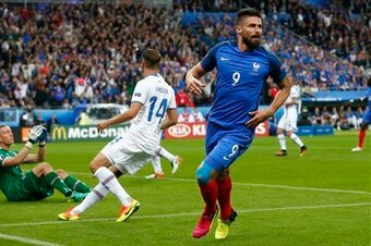 Giroud is a fitness doubt, but he can decide this match if fit.