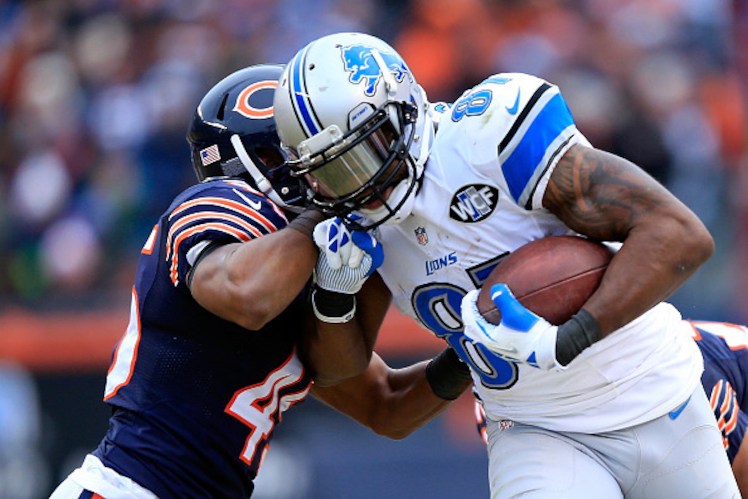CHICAGO, IL - DECEMBER 21:  Wide receiver Calvin Johnson #81 of the Detroit Lions in action during the game against the Chicago Bears at Soldier Field on December 21, 2014 in Chicago, Illinois.  (Photo by Jamie Squire/Getty Images)