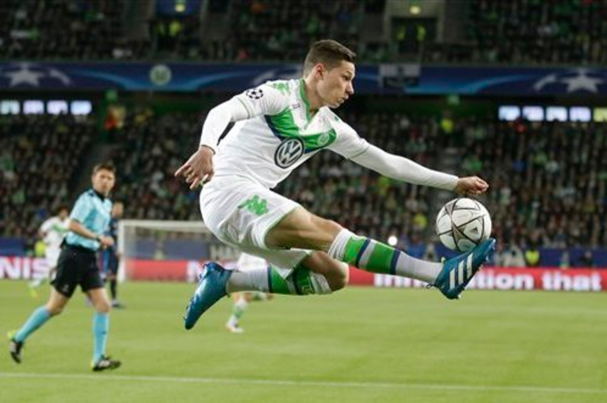 Draxler would thrive anywhere across the front line for the Gunners.