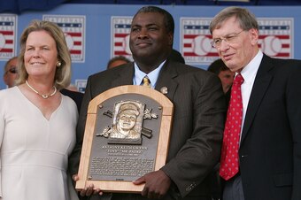 COOPERSTOWN, NY - JULY 29:  National Baseball Hall of Fame and Museum president Dale Petroskey (L) and chairwomen Jane Forbes Clark,  2007 inductee Tony Gwynn and MLB commissioner Bud Selig pose for a photograph at Clark Sports Center during the Baseball