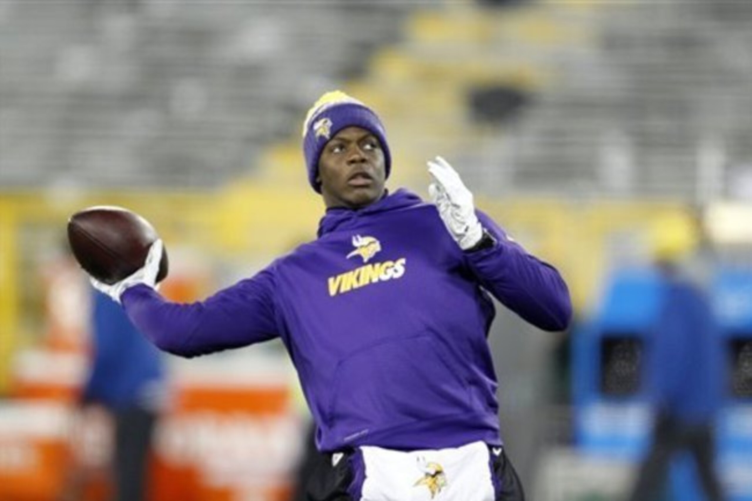 There were nine games in 2015 when Bridgewater was sacked three-plus times.