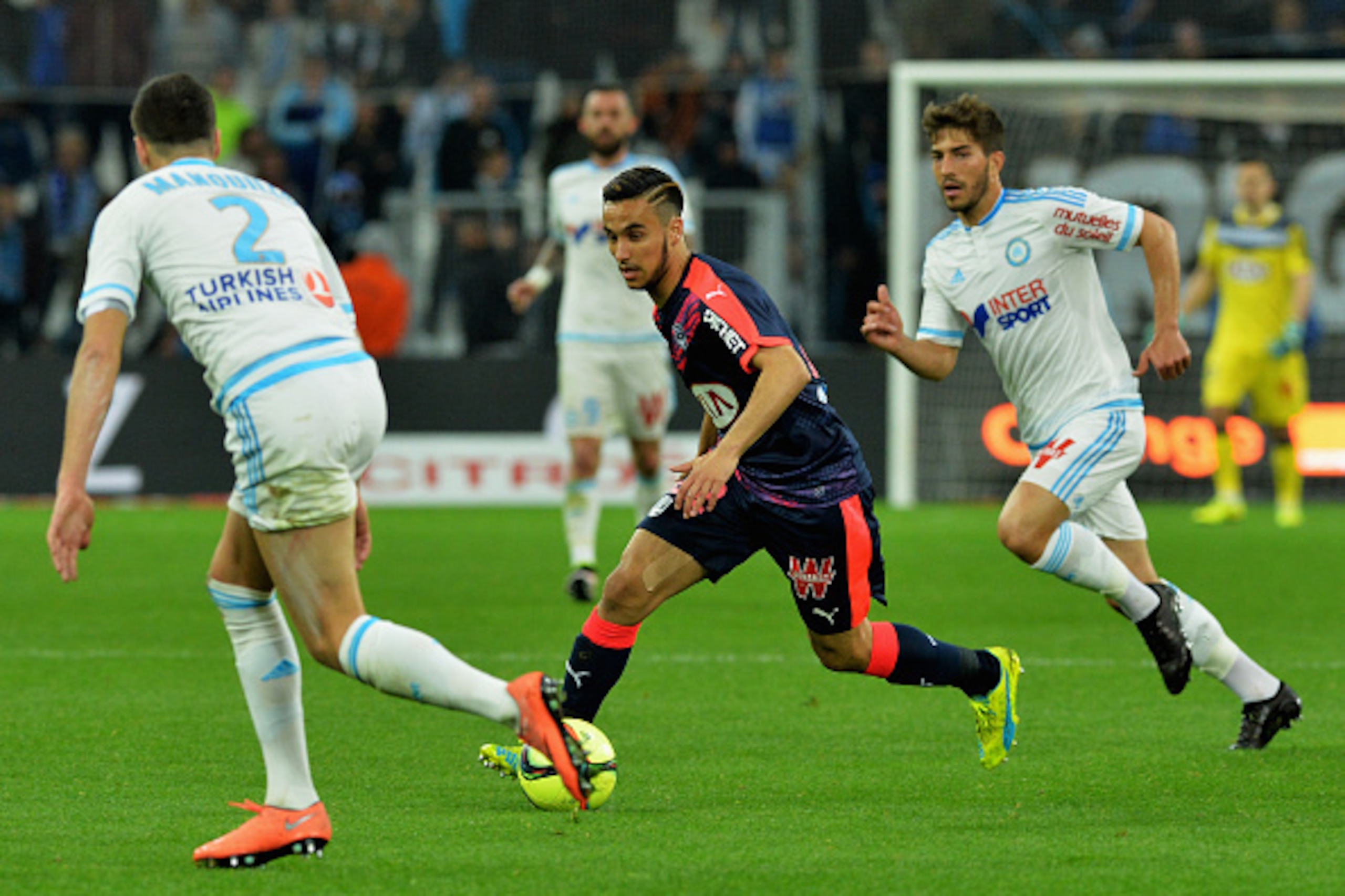 MARSEILLE, FRANCE - APRIL 10:  Adam Ounas from Bordeaux in action during the French League 1 match between Olympique de Marseille and FC Girondins de Bordeaux at Stade Velodrome on April 10, 2016 in Marseille, France.  (Photo by Pascal Rondeau/Getty Image